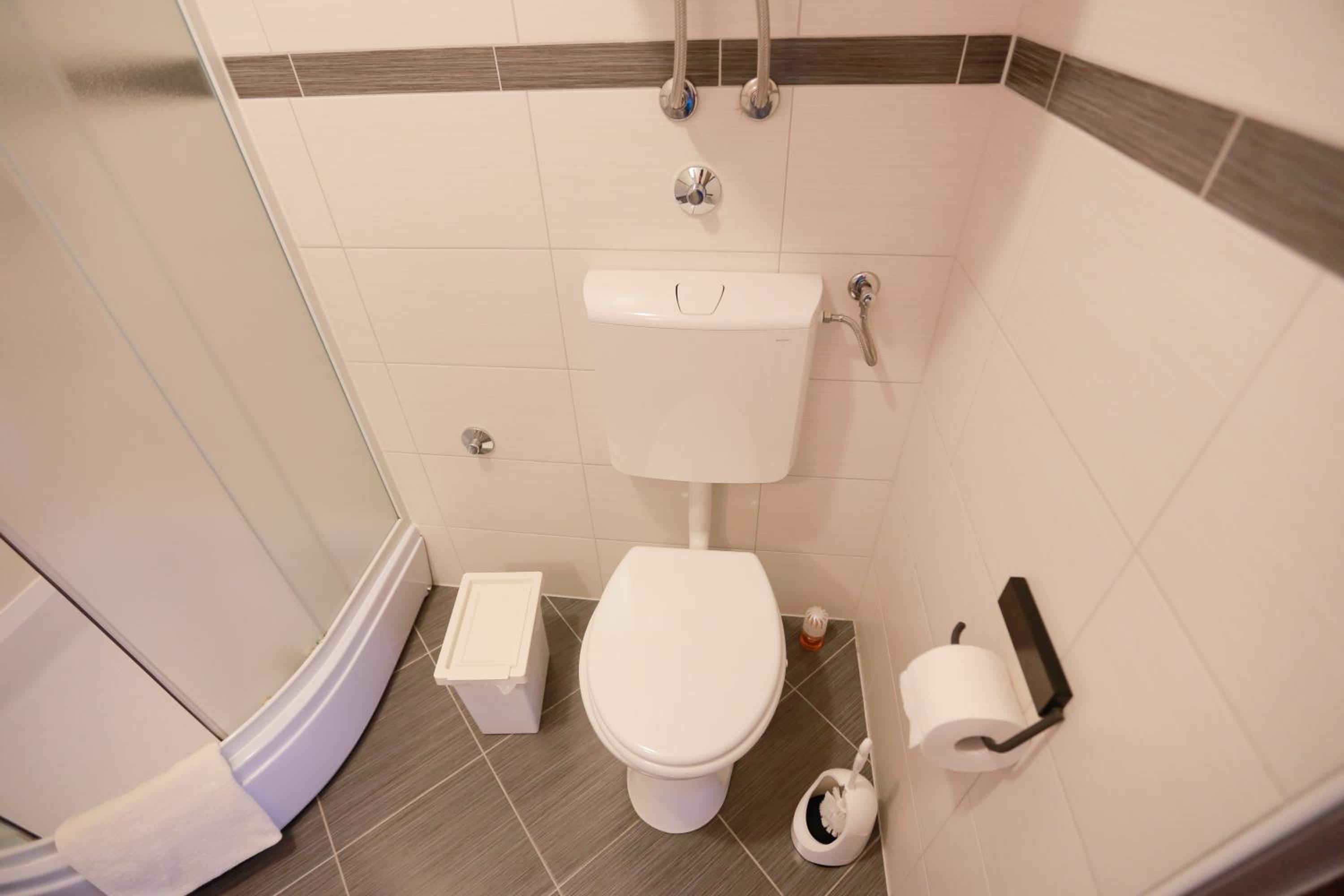 Triple Room - Photo 2