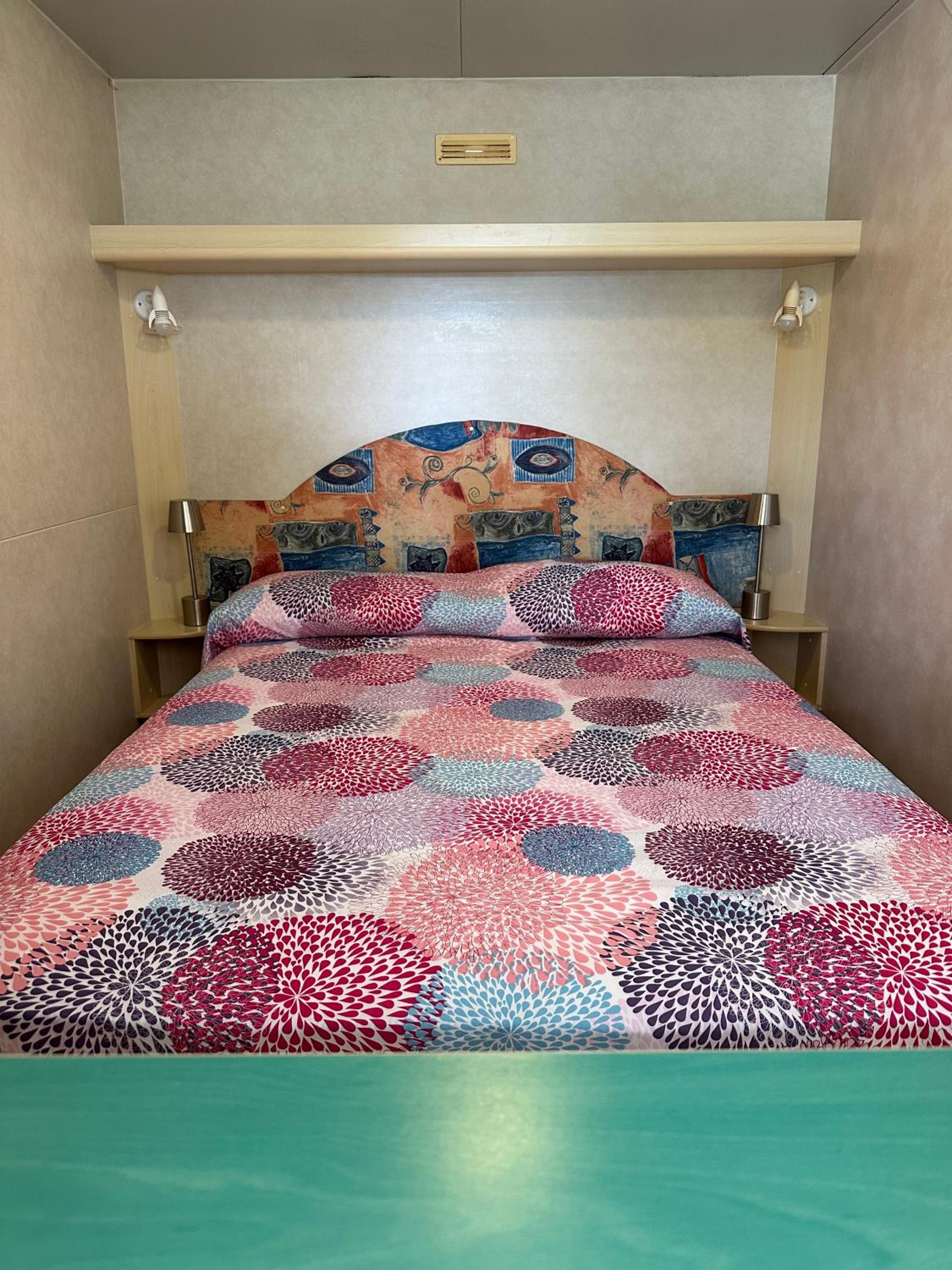 Mobile Home photo 3