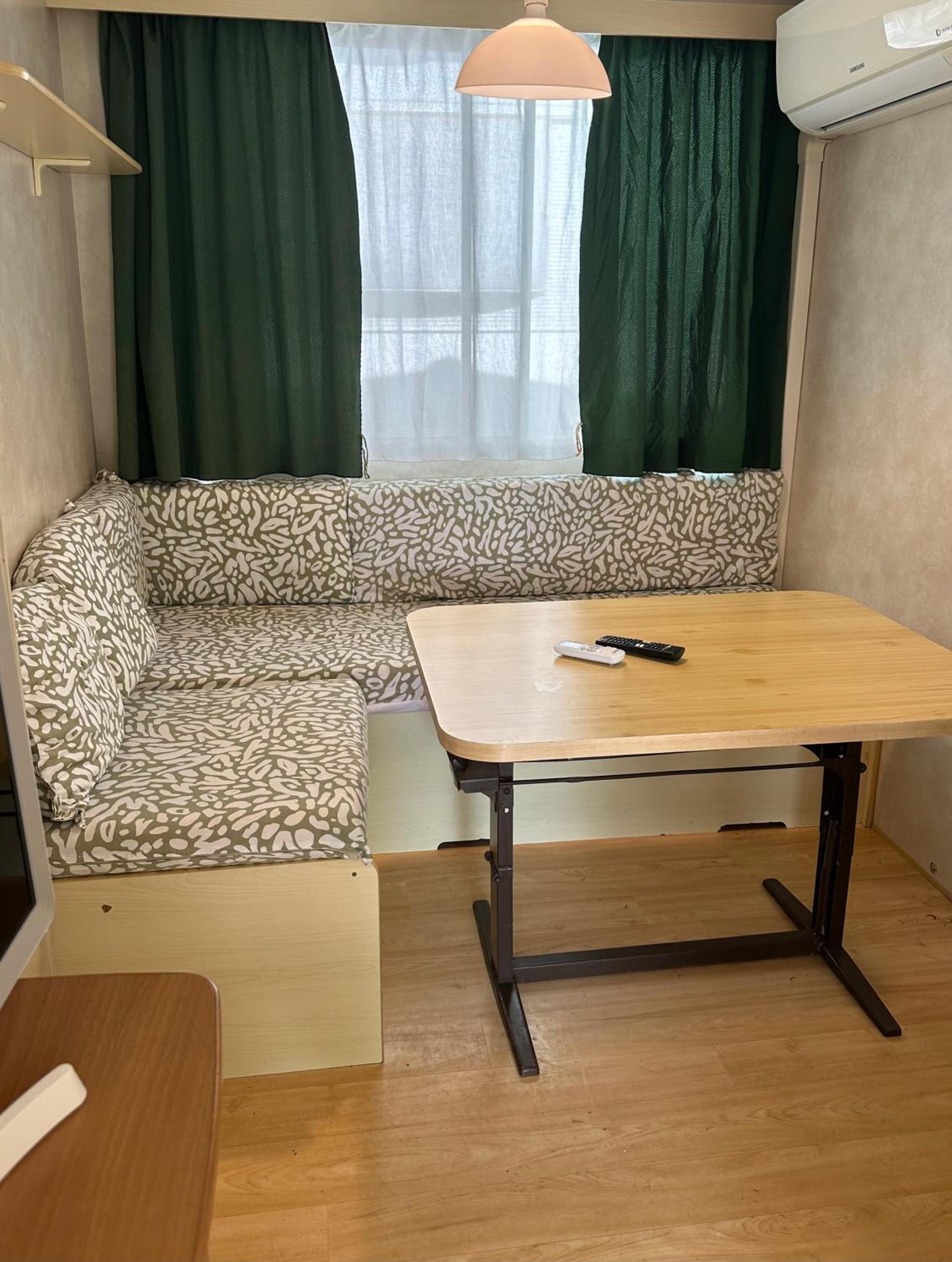 Mobile Home photo 1