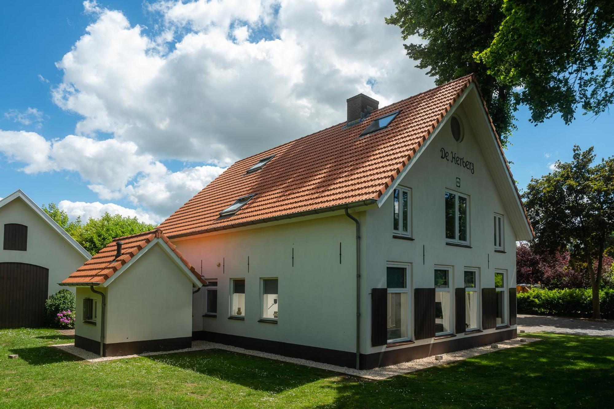 De Herberg | Privé Bioscoop & Sauna | 12-20 Pers.