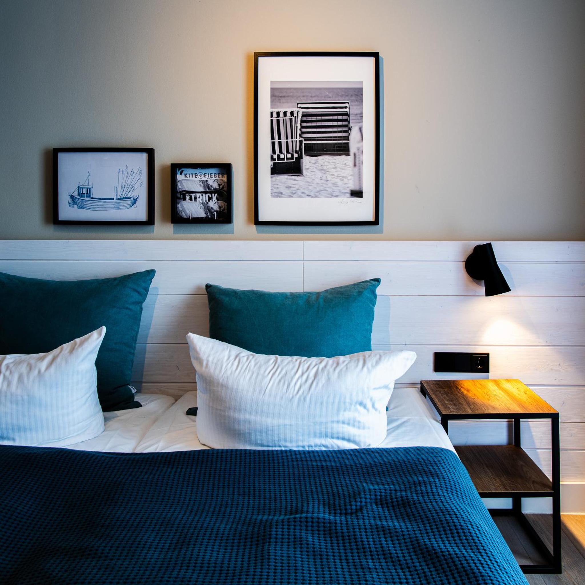 Deluxe Double Room with Balcony and Sea View