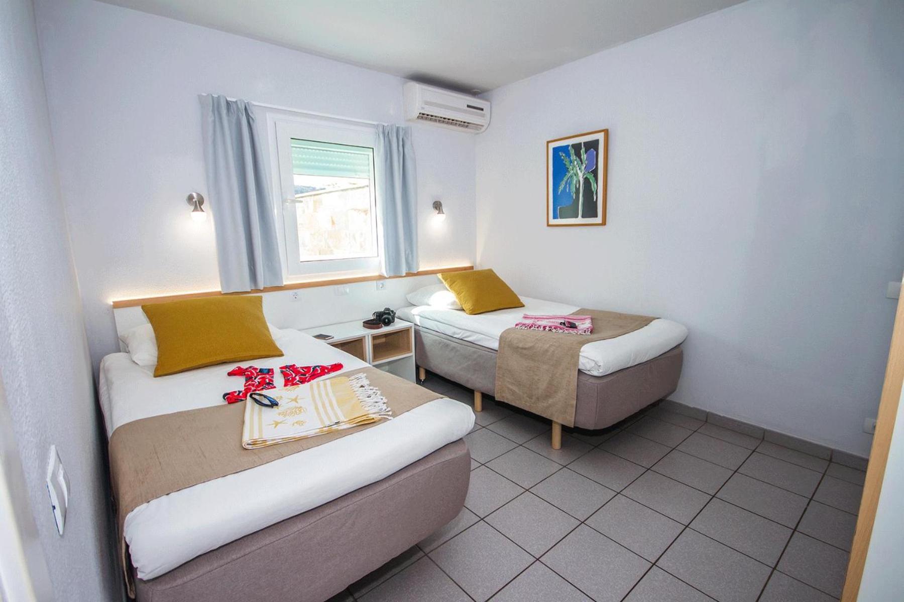 Apartment with Terrace - Photo 1