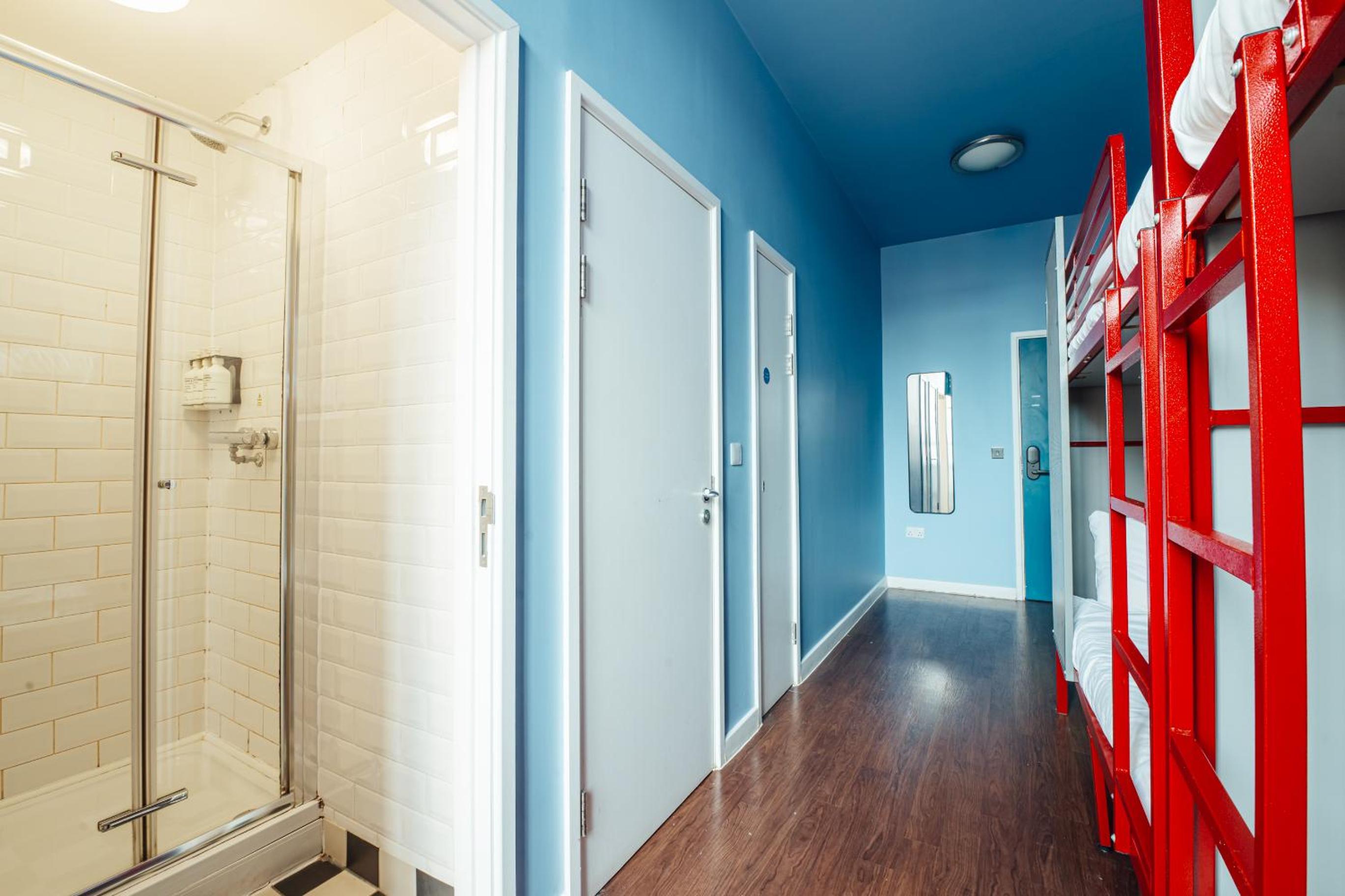 Private 4 bed Room