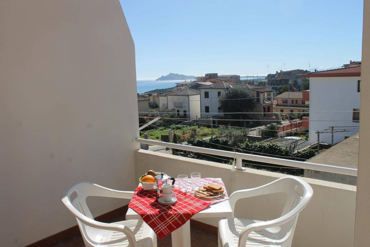 Double Room with Balcony and Sea View photo 1