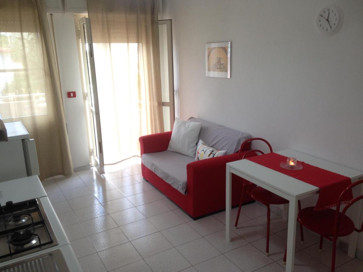 Double Room with Balcony and Sea View photo 2