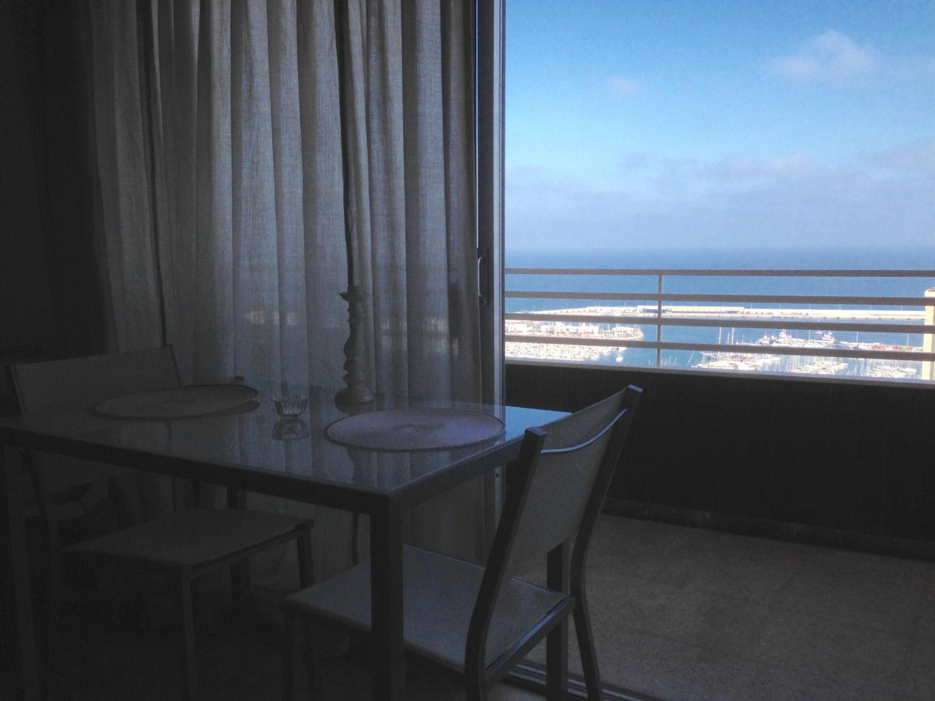 Suite with Balcony - Photo 35