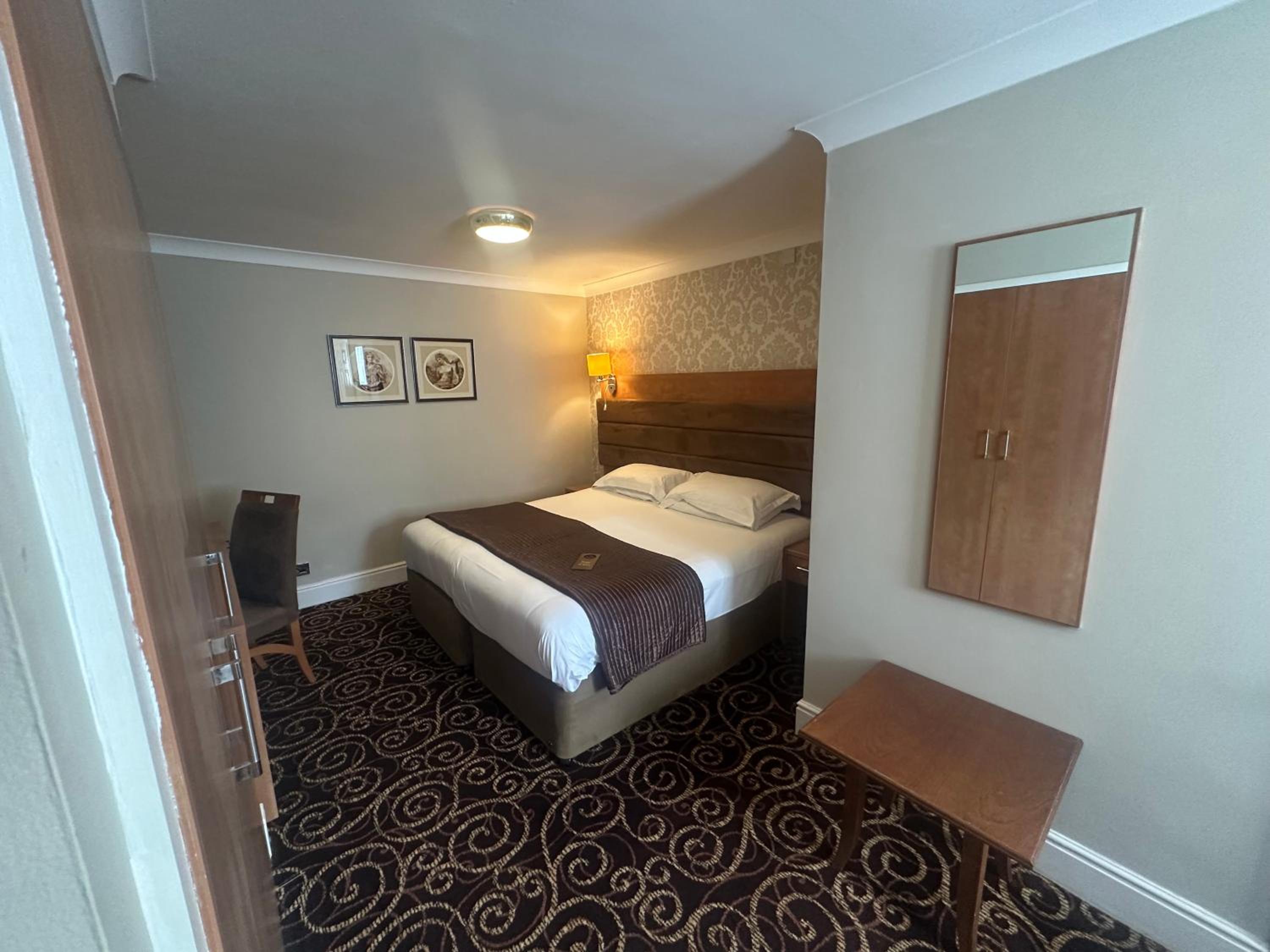 Double Room - Disability Access photo 1