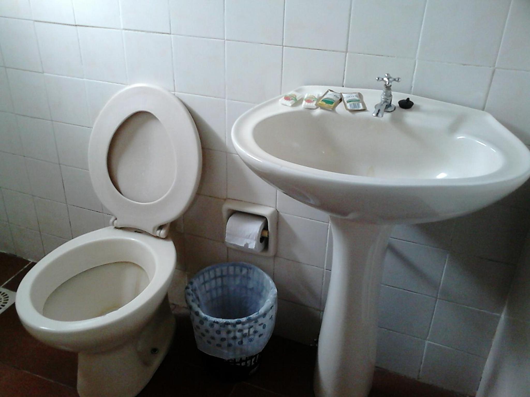 Single Room With Private Bathroom photo 2
