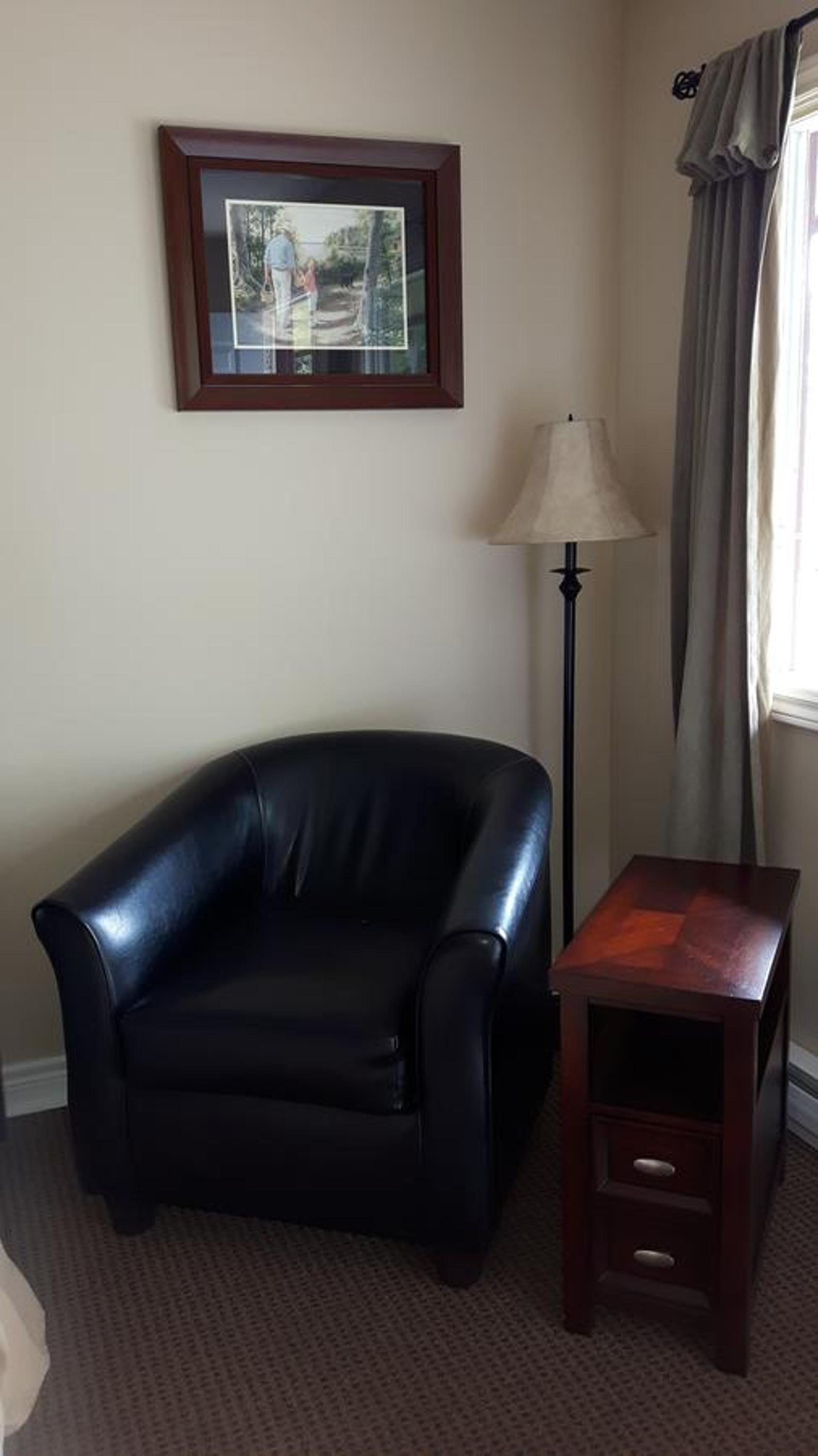 Deluxe King Room photo 3