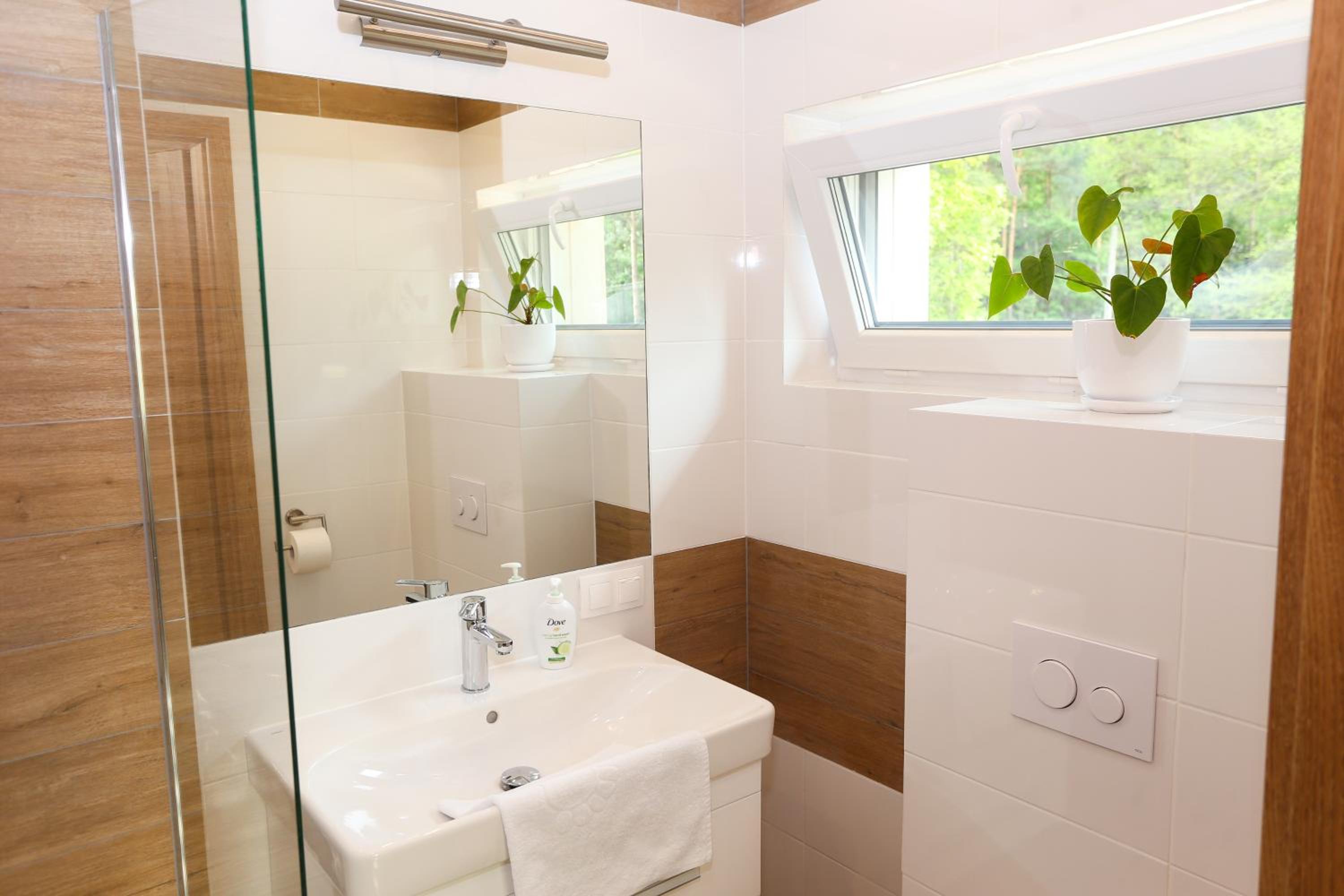 Twin Room with Shower II - Photo 7