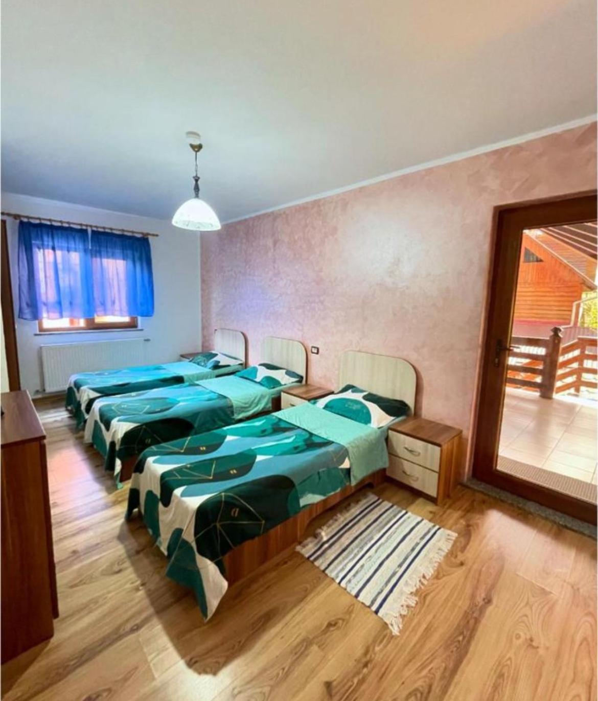 Triple Room photo 3