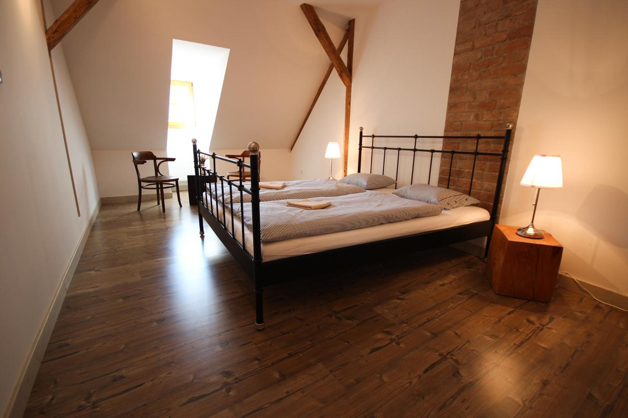 Apartment - Photo 2