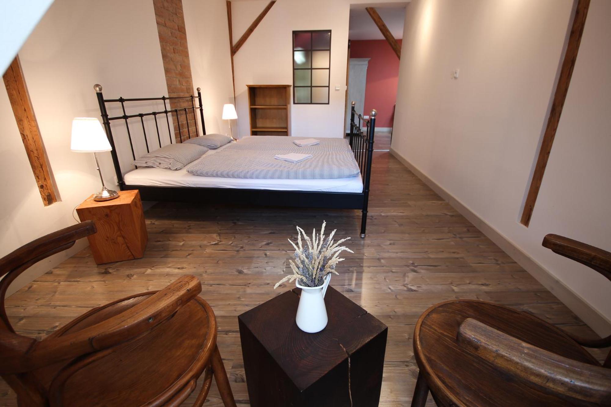 Apartment - Photo 3