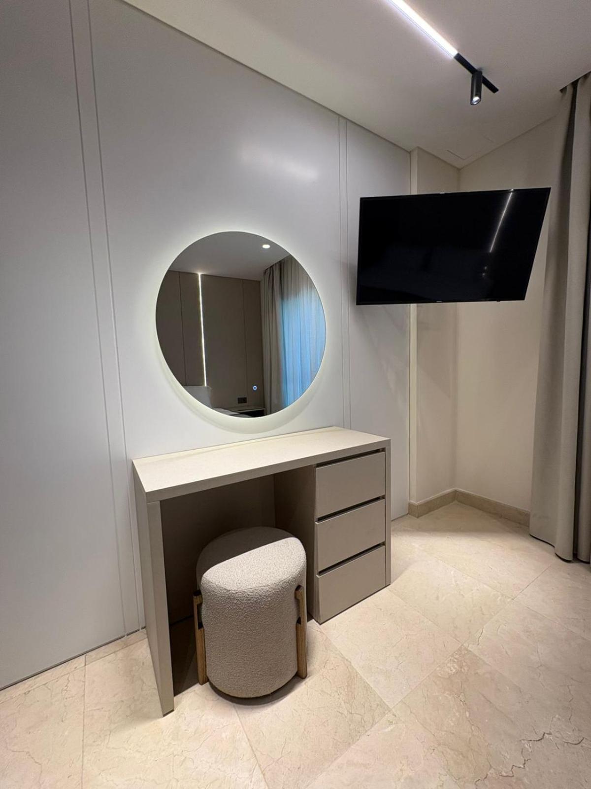 Two-Bedroom Suite photo 2