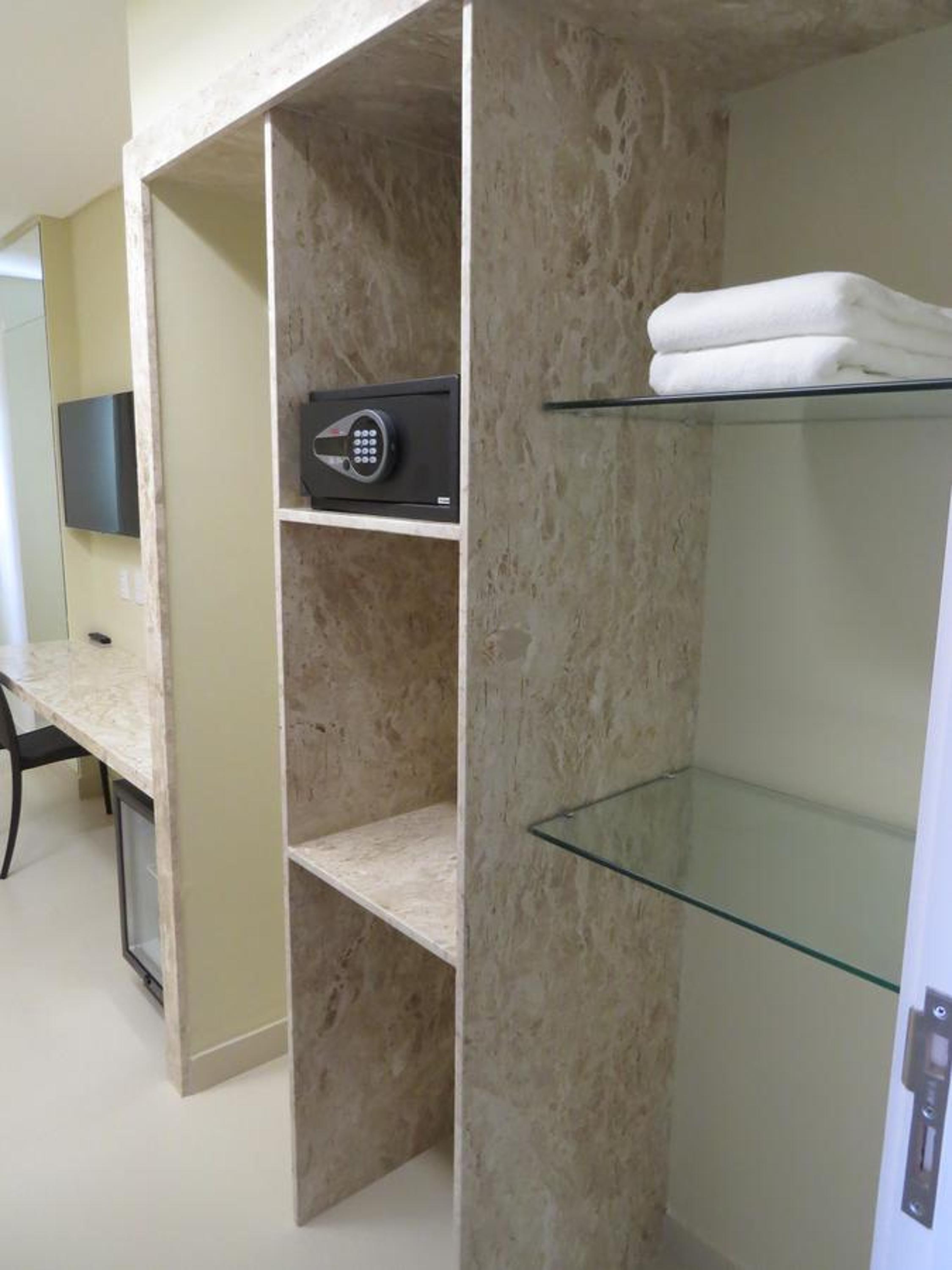 Superior Triple Room photo 2