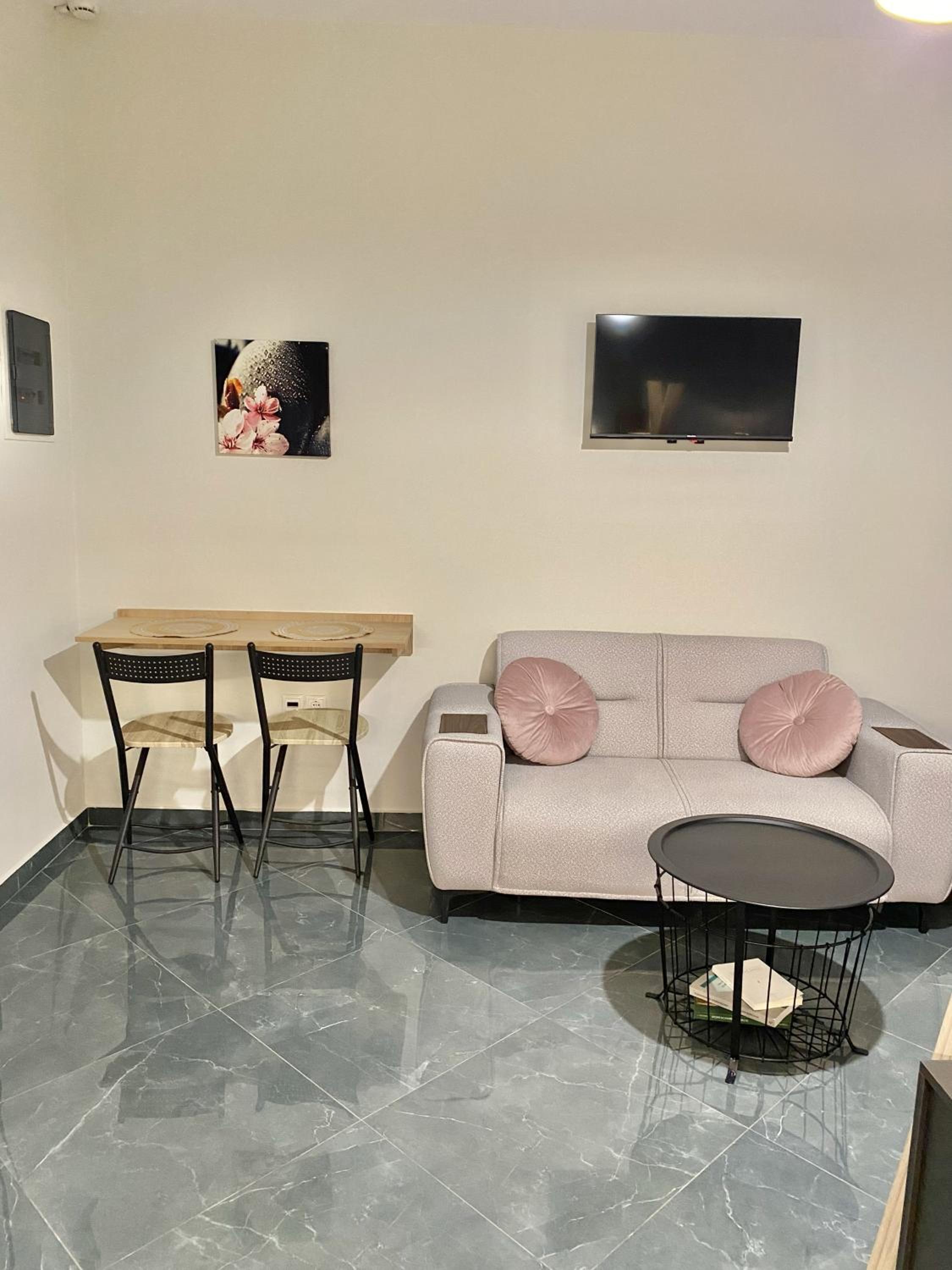 Deluxe Double Studio