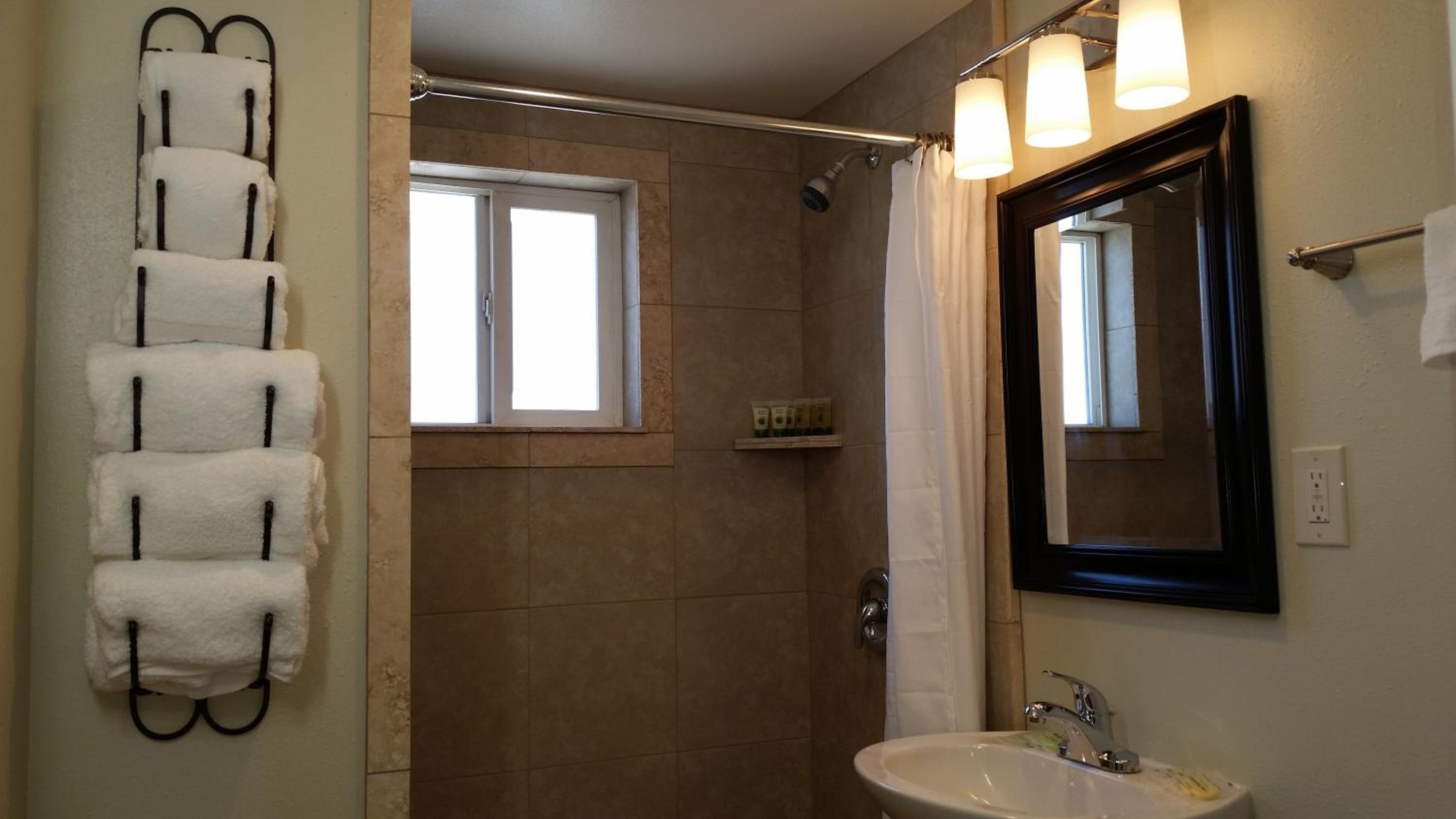 Two-Bedroom Suite photo 3