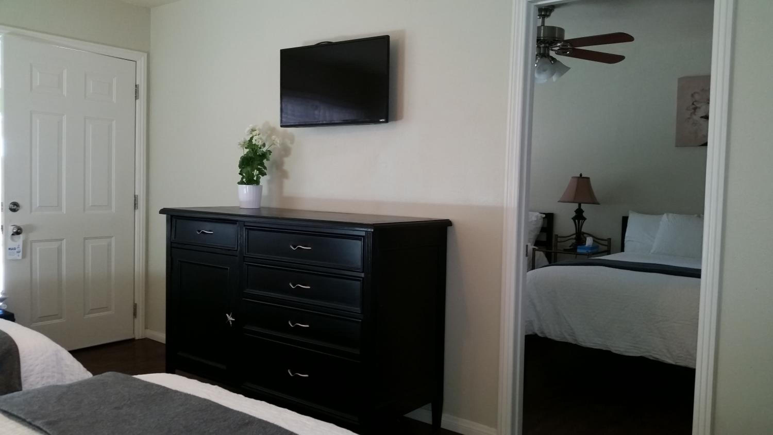 Two-Bedroom Suite photo 2