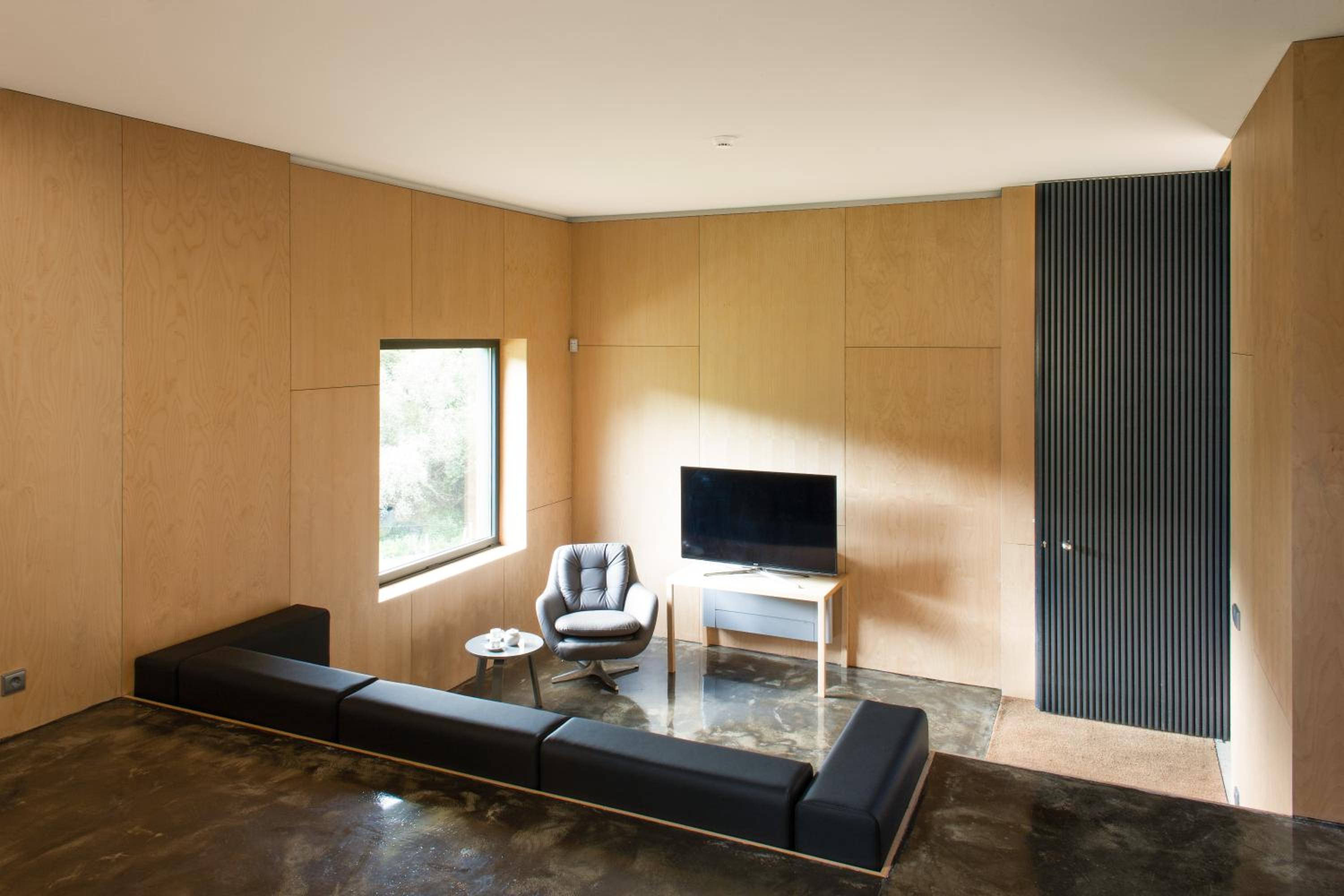 Three-Bedroom House photo 1
