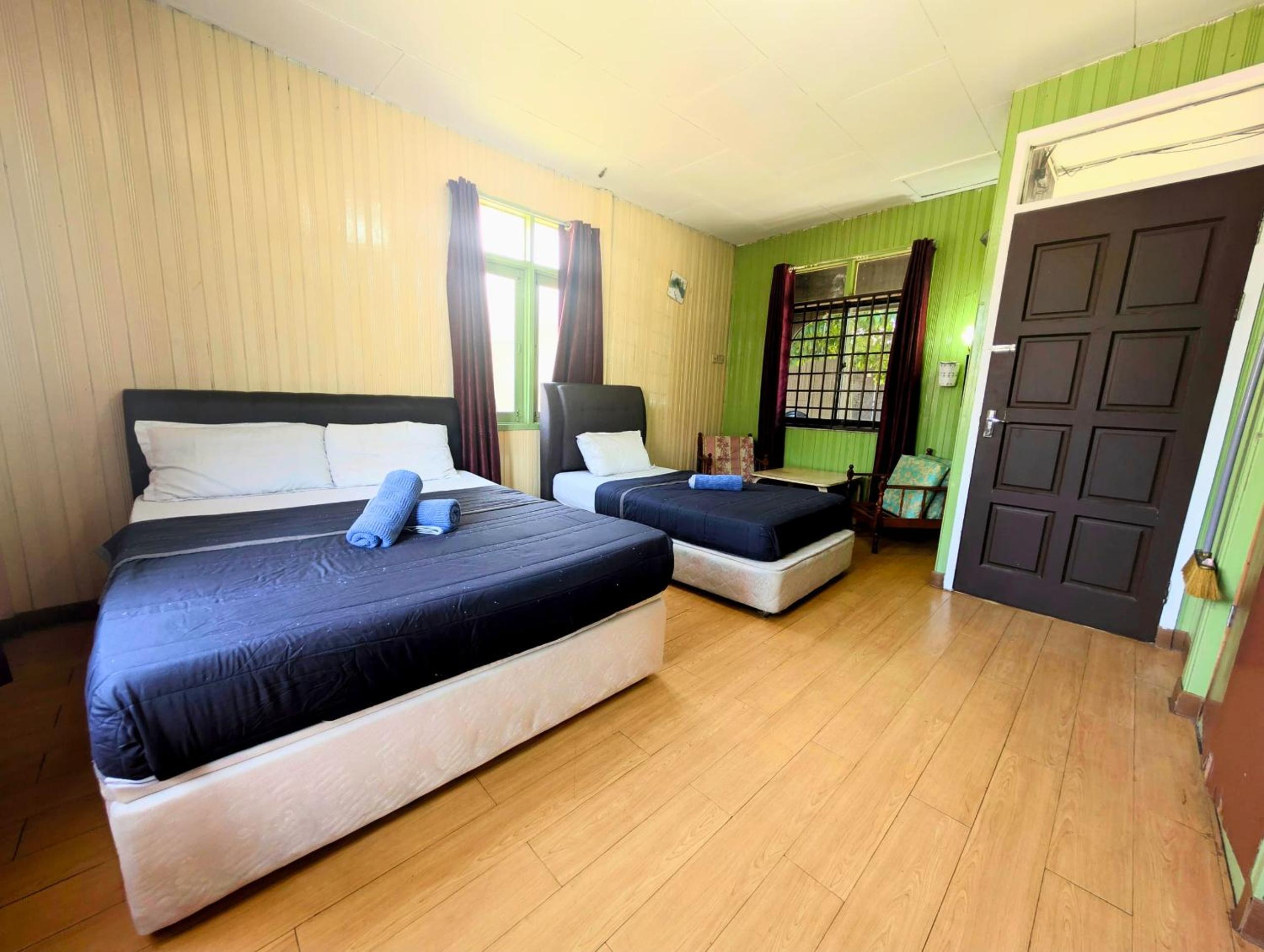 Deluxe Triple Room