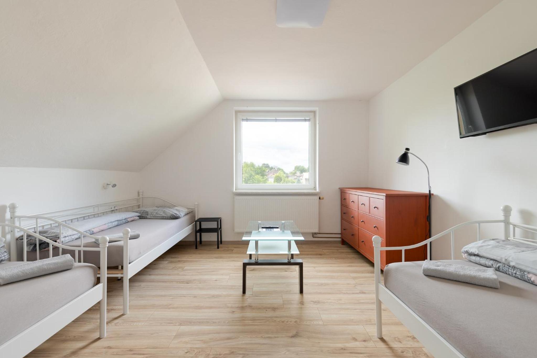 Two-Bedroom Apartment with Balcony photo 2