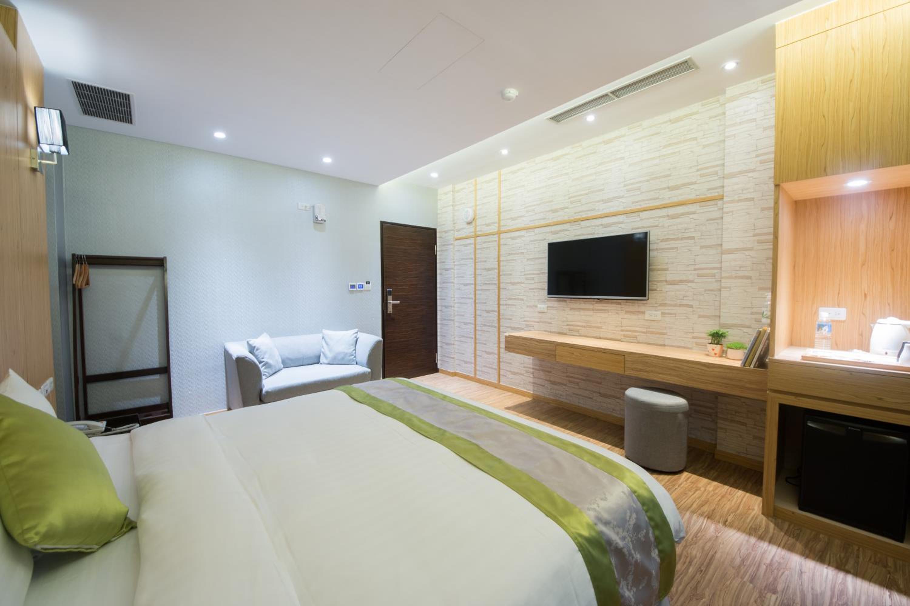 Standard Double Room photo 3