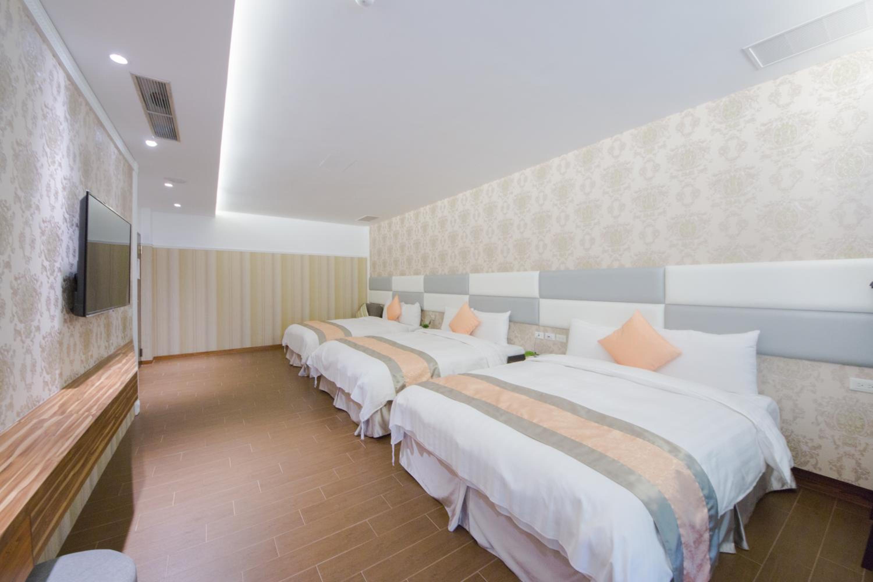 Family Suite (6 Adults) photo 3