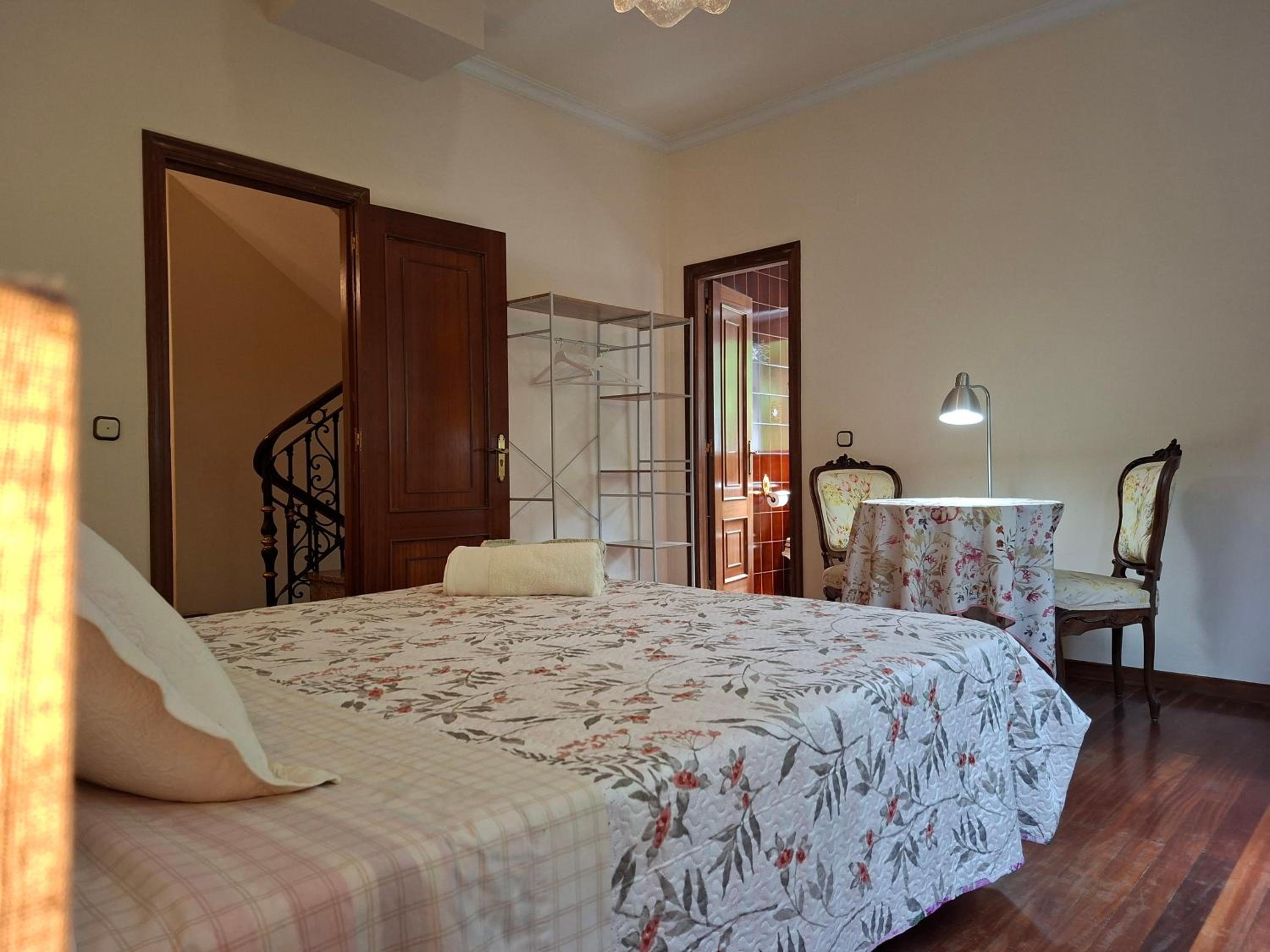 Habitación Doble con Baño Privado