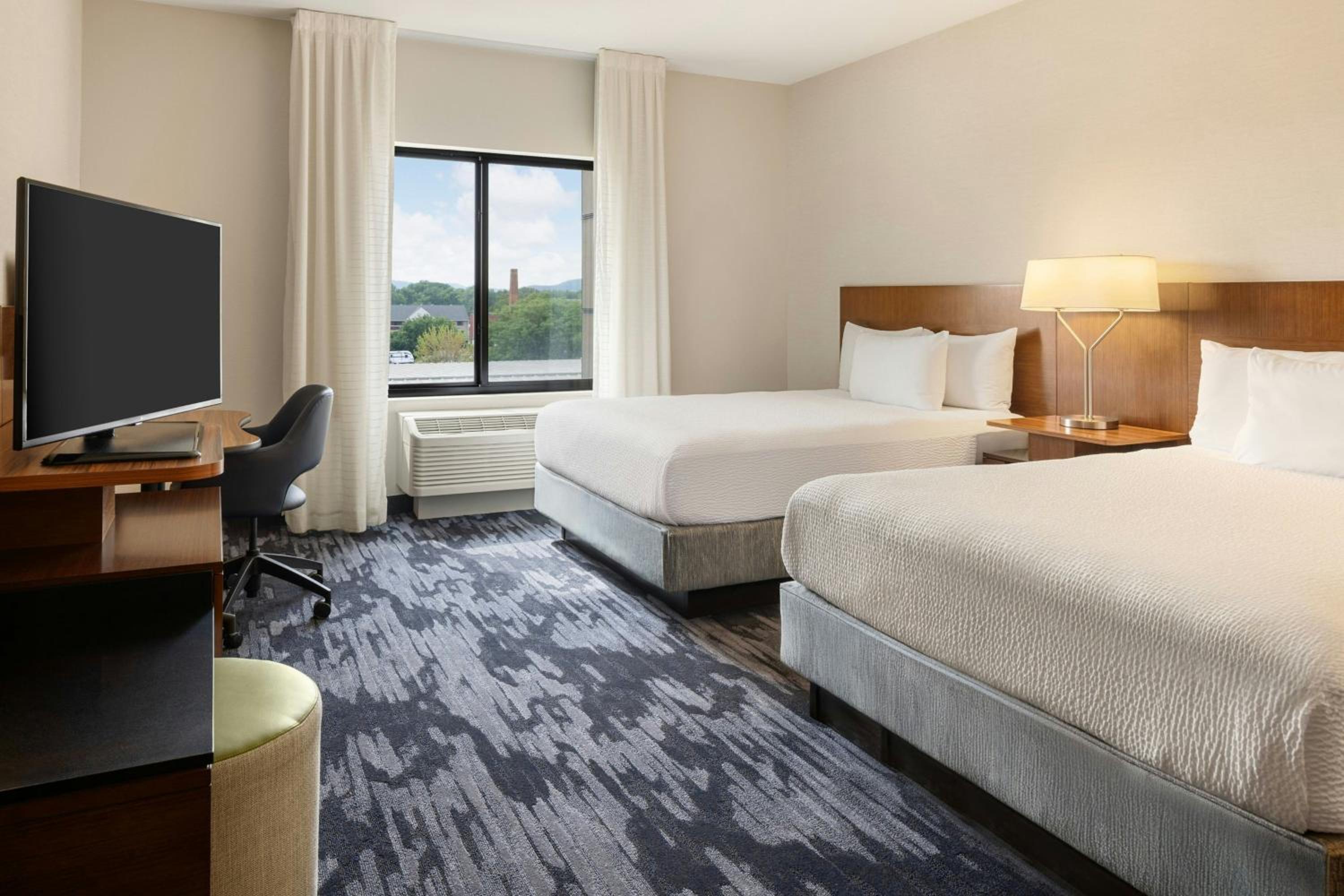 Queen Room with Two Queen Beds and Roll-in Shower - Mobility and Hearing Accessible photo 1