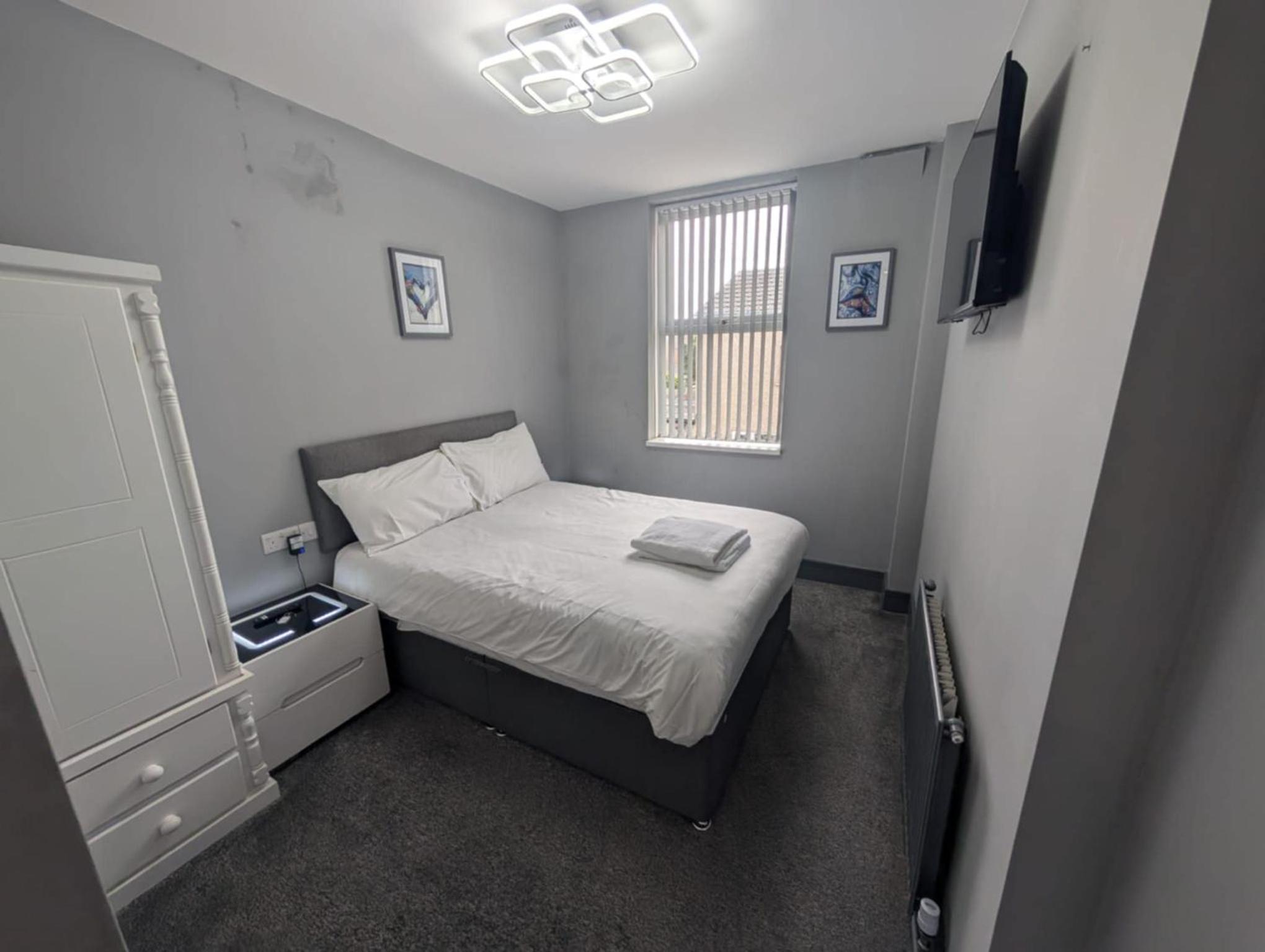 Budget Double Room photo 2