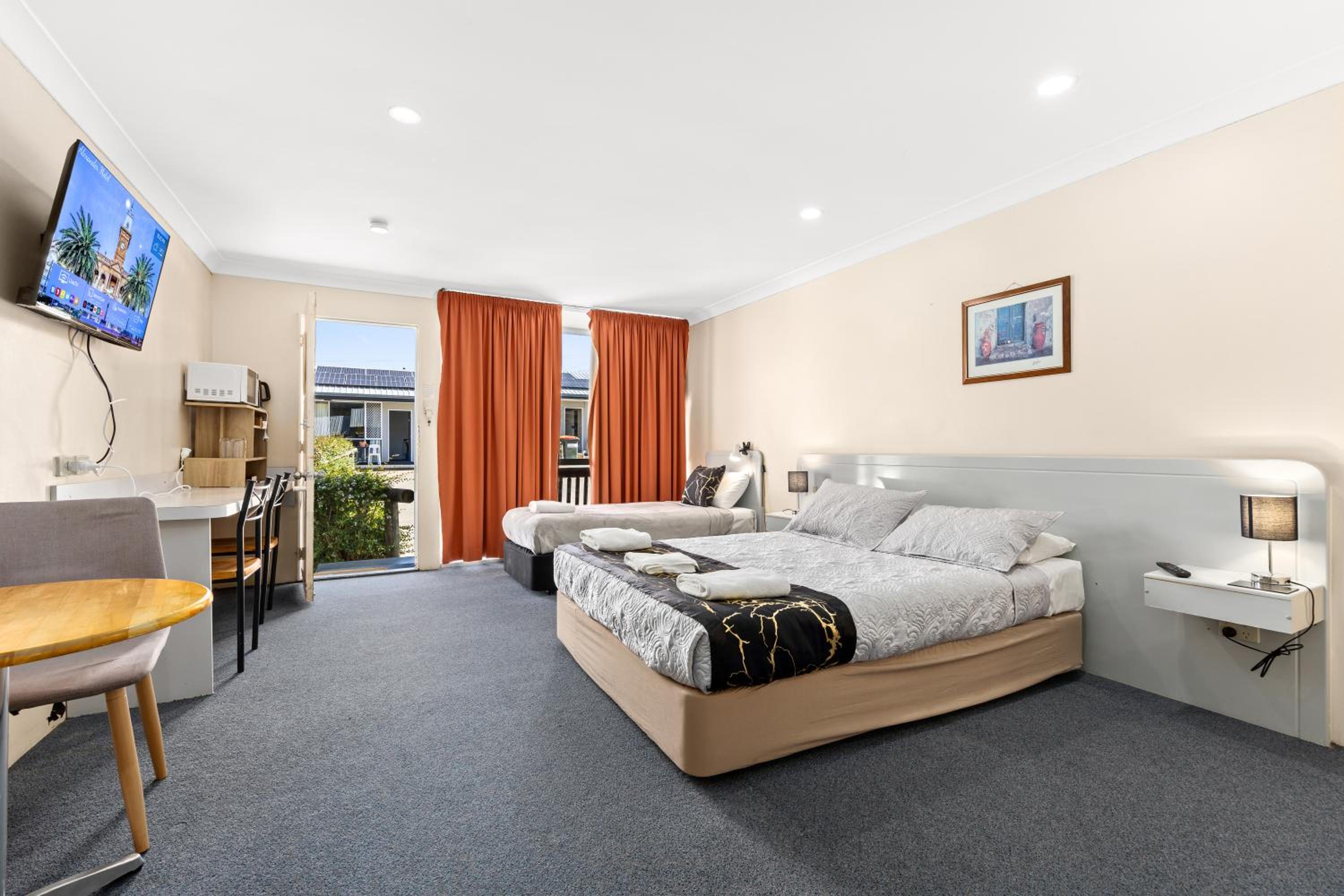 Comfort Triple Room photo 1