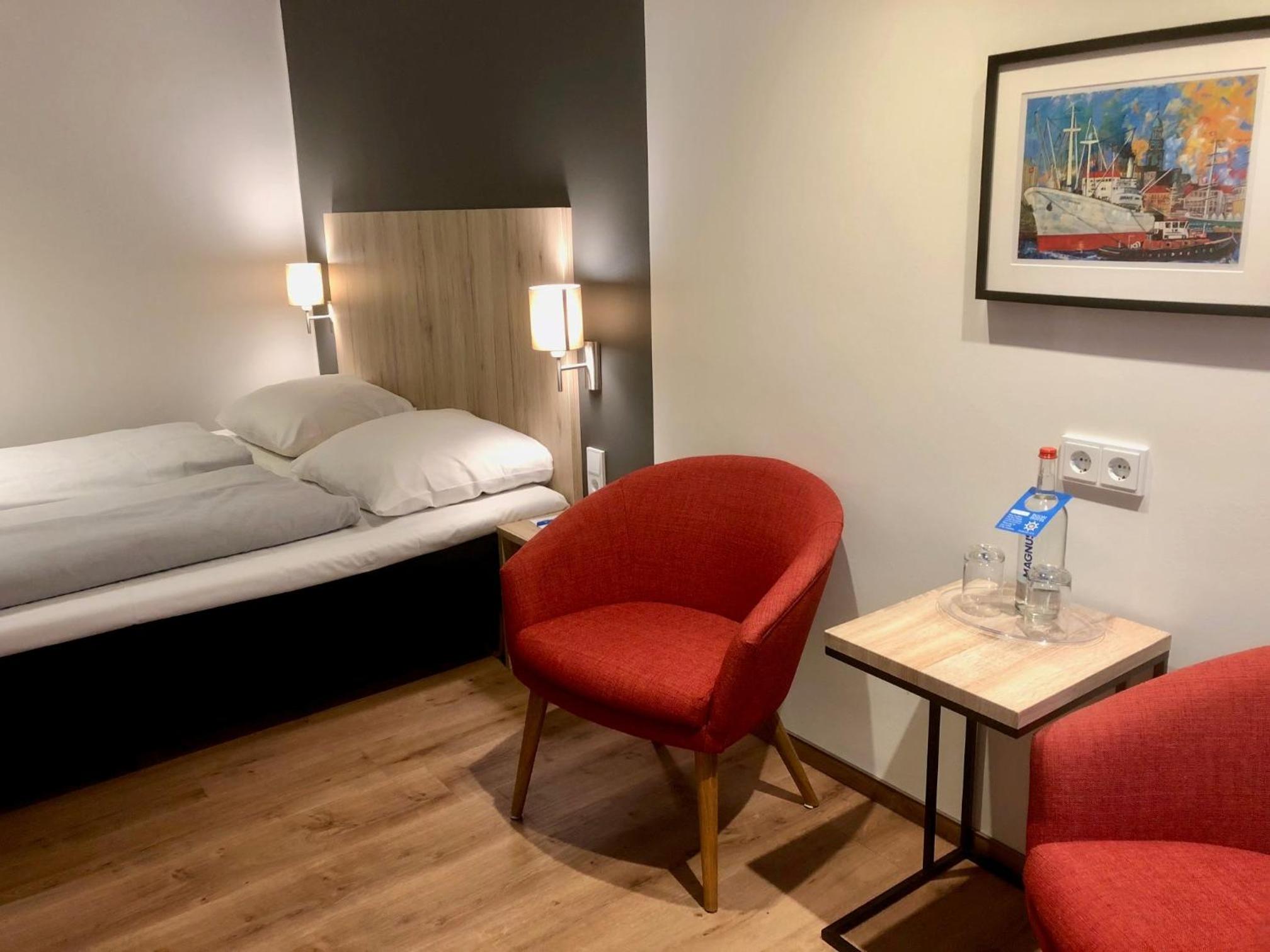 Double Room - Photo 3