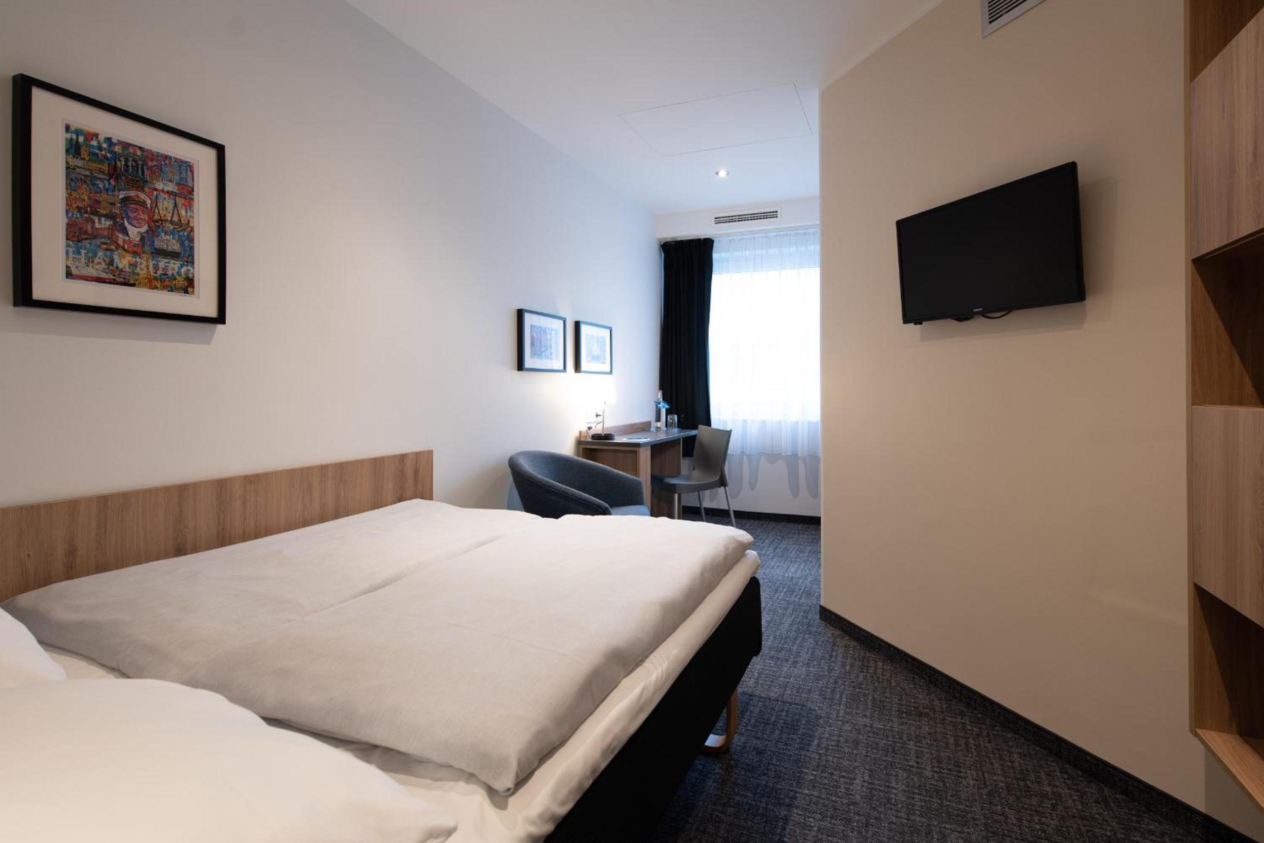 Single Room photo 2