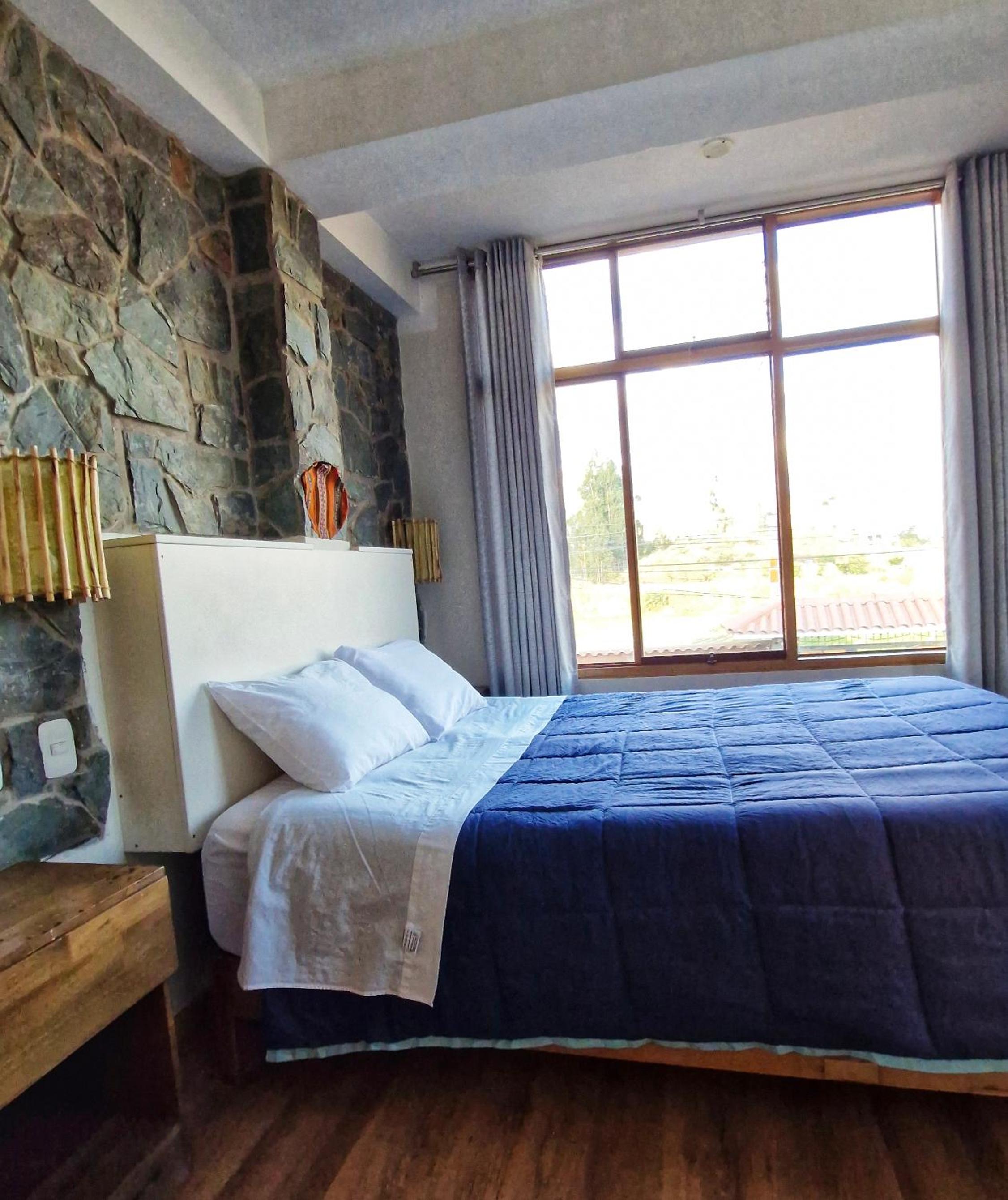 Deluxe Queen Room photo 3