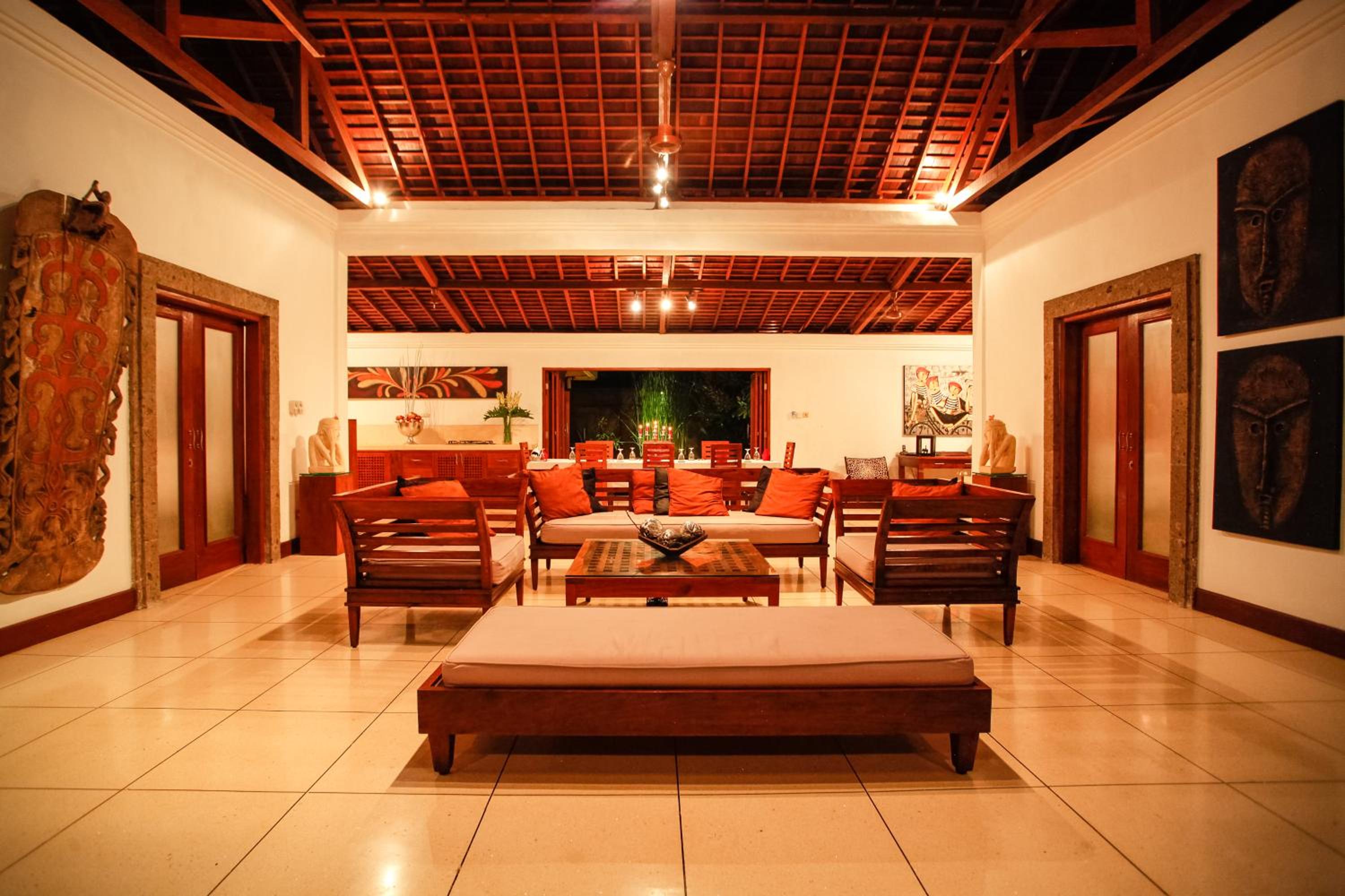 Four-Bedroom Villa with Private Pool photo 1