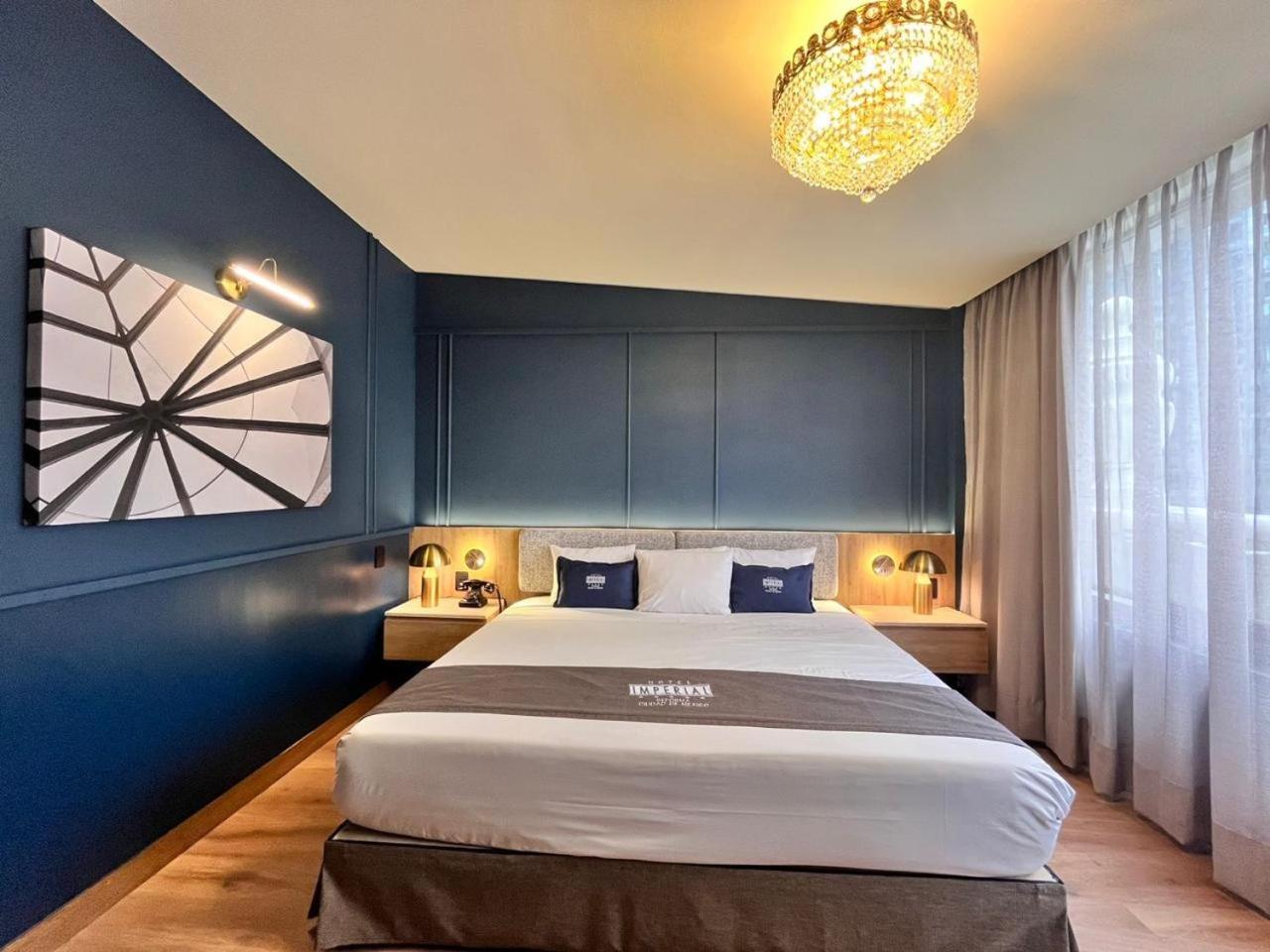 Deluxe Suite photo 2
