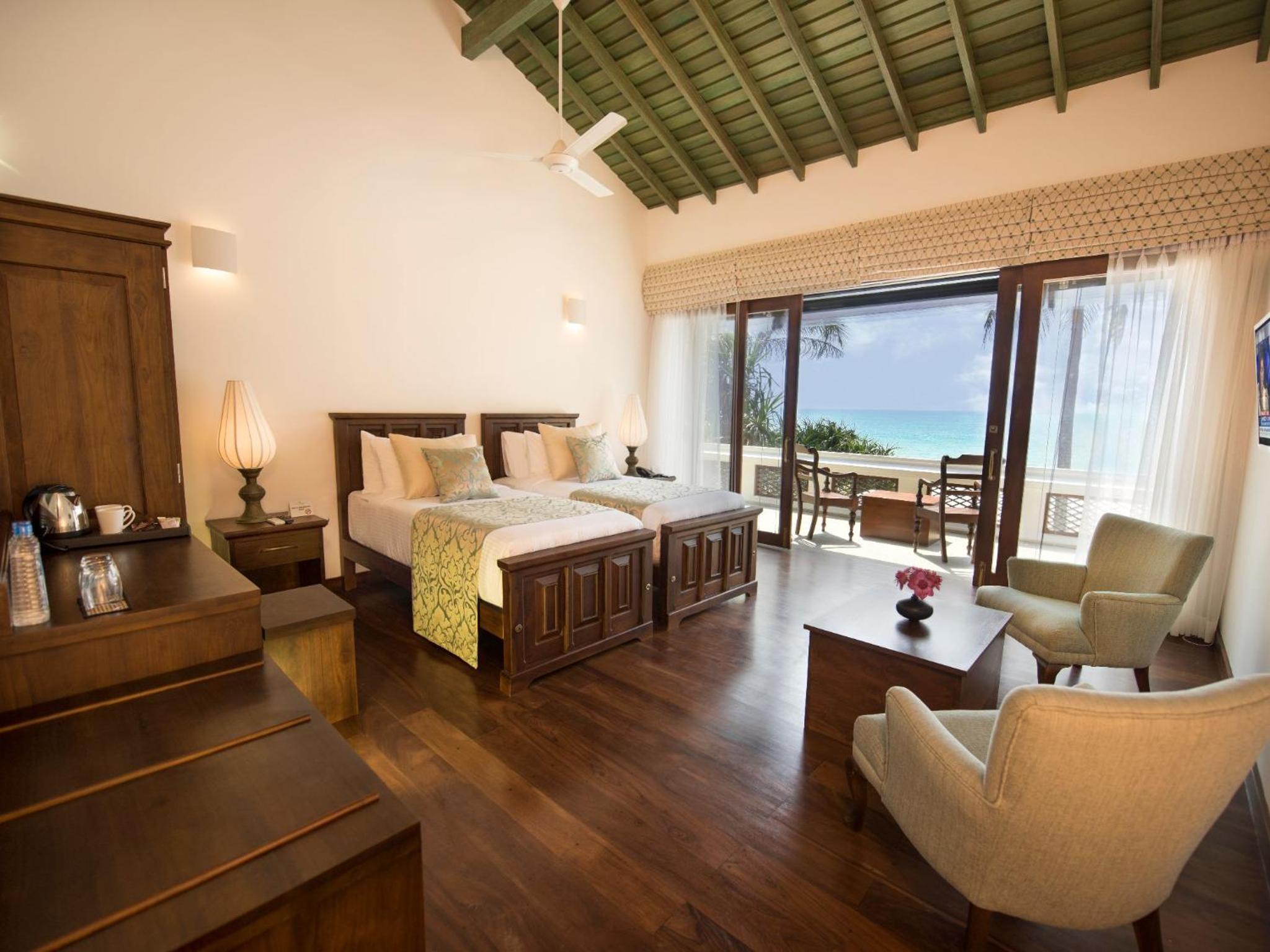 King Room with Balcony photo 3