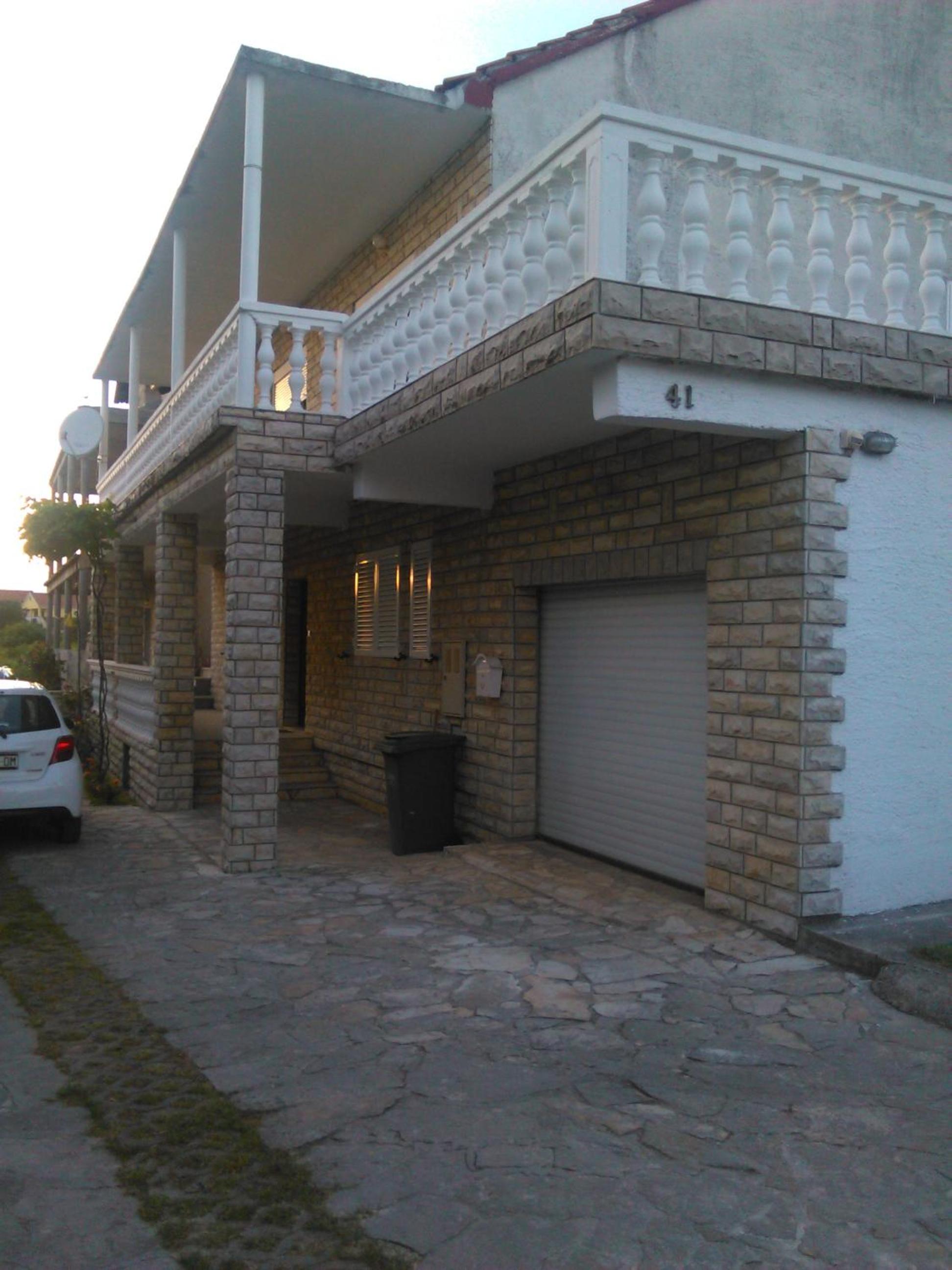 Apartment - Photo 9