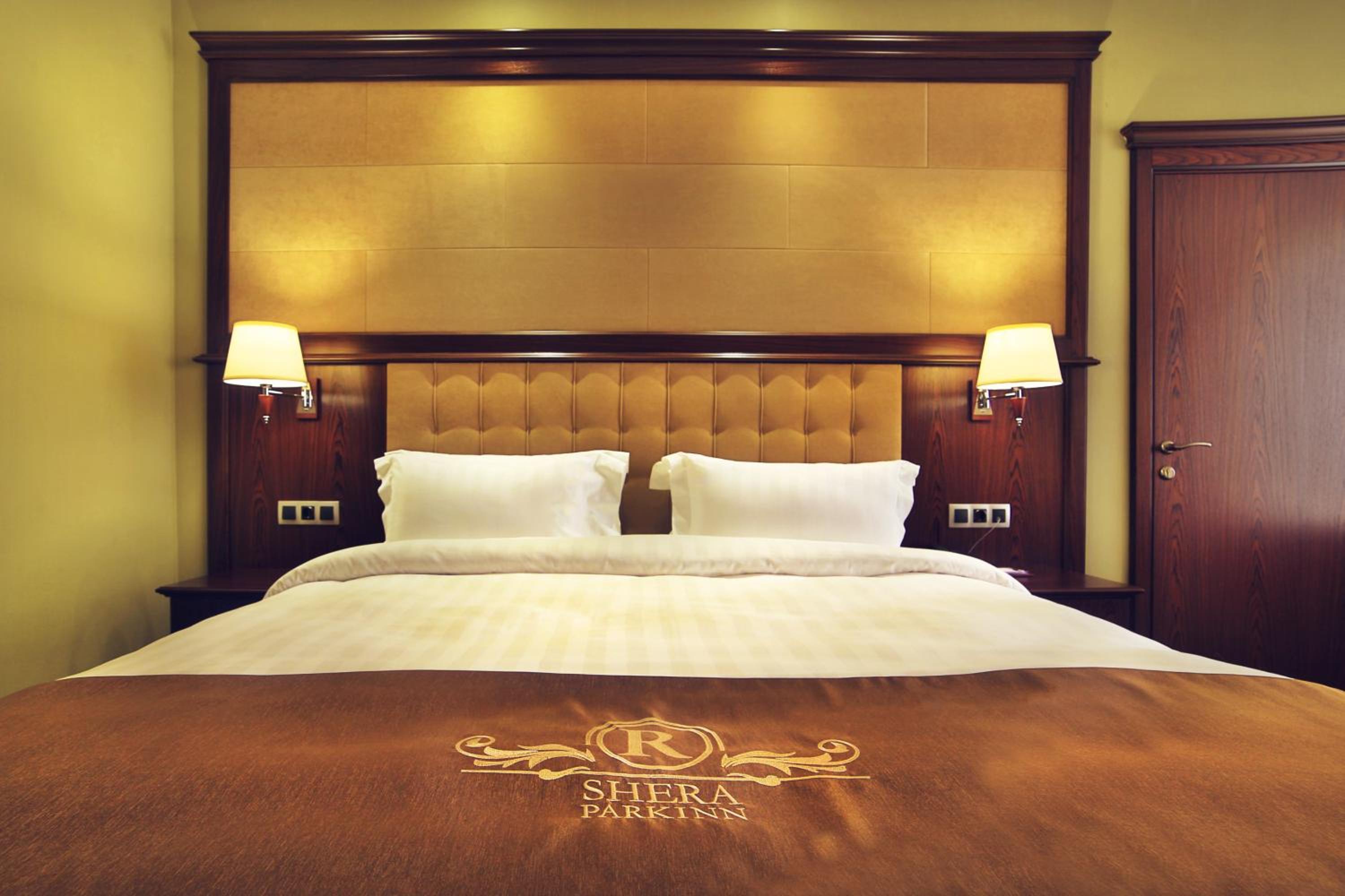 Standard King Room photo 2