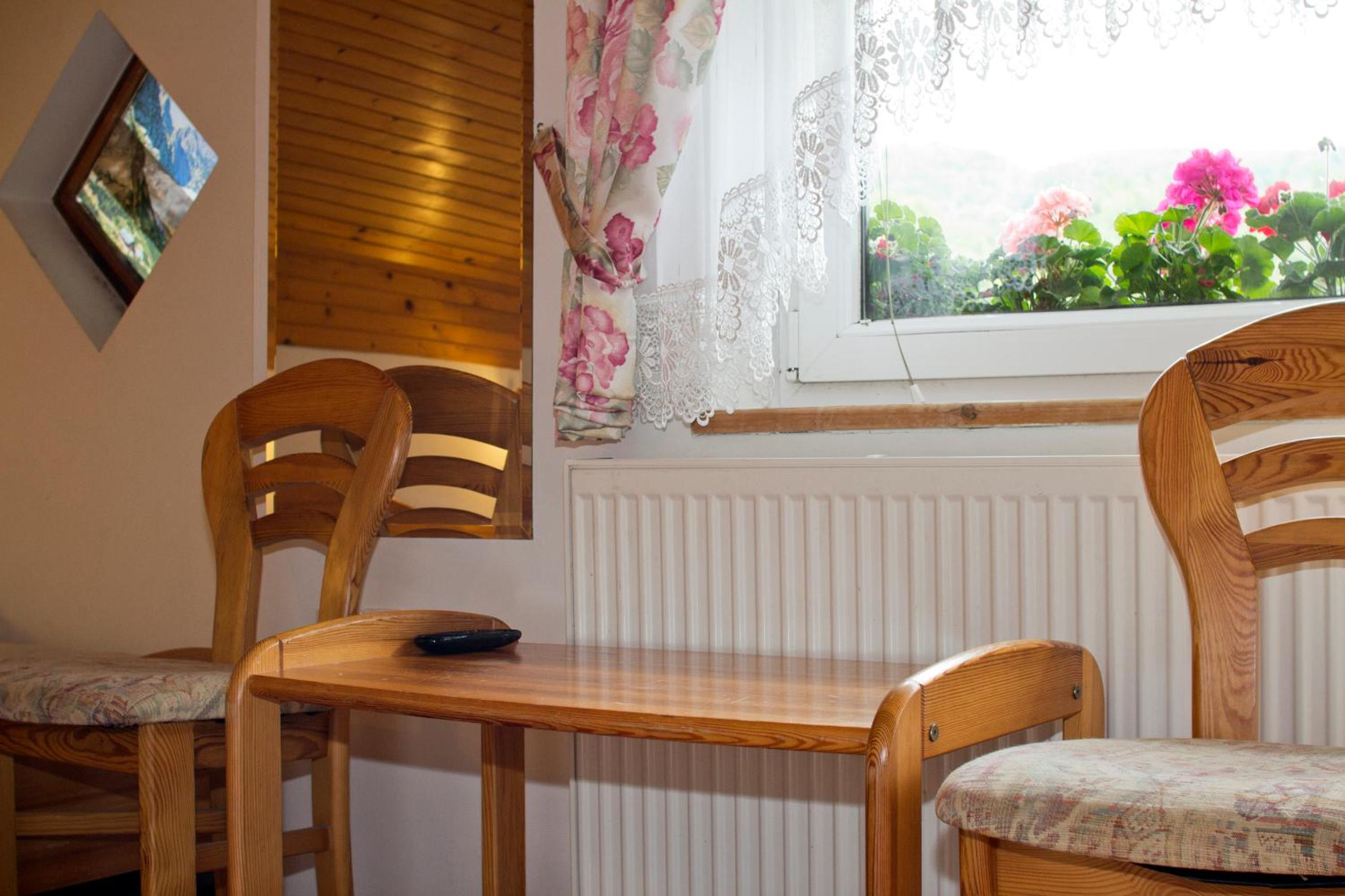Triple Room with Balcony - Photo 3