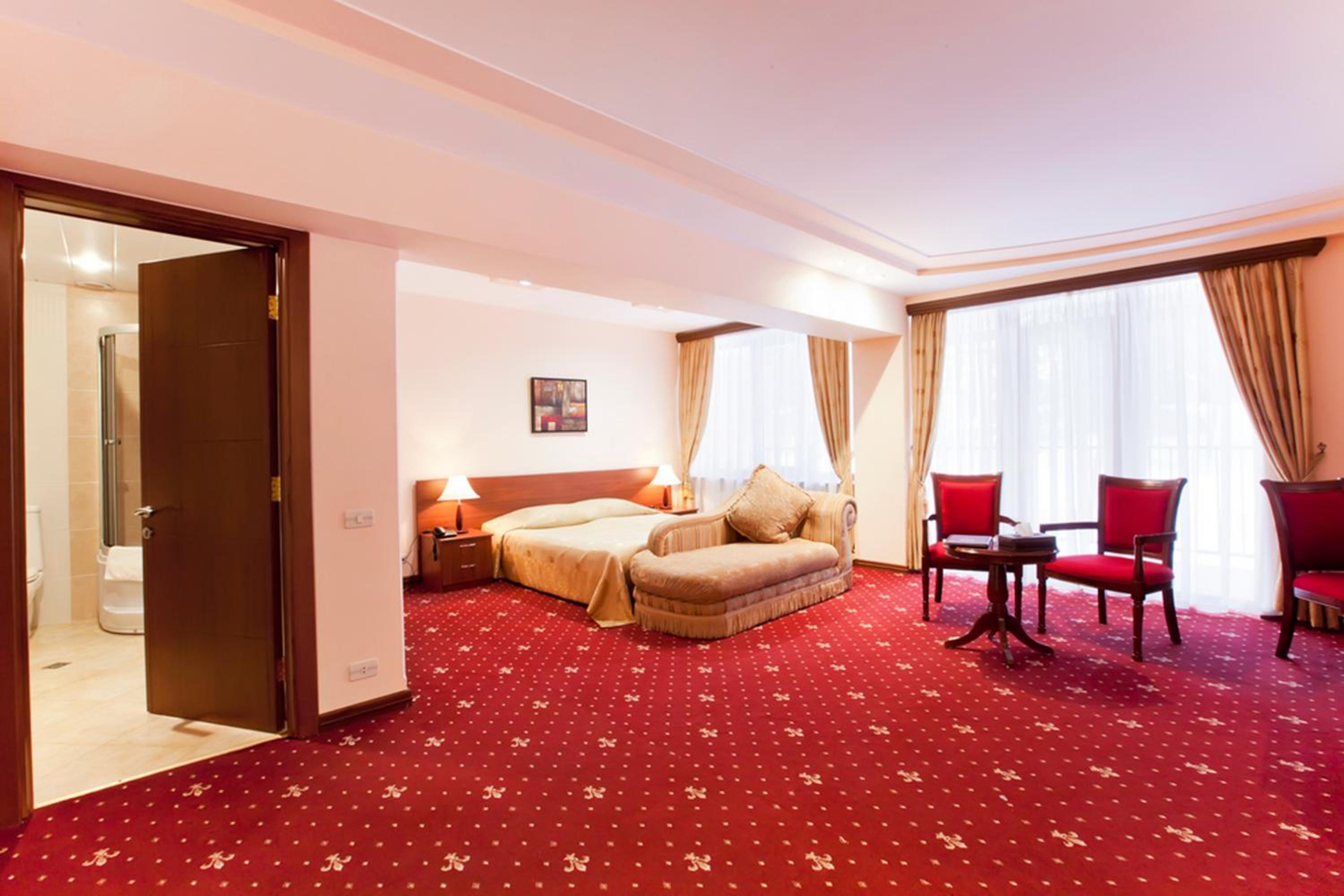 Suite photo 1