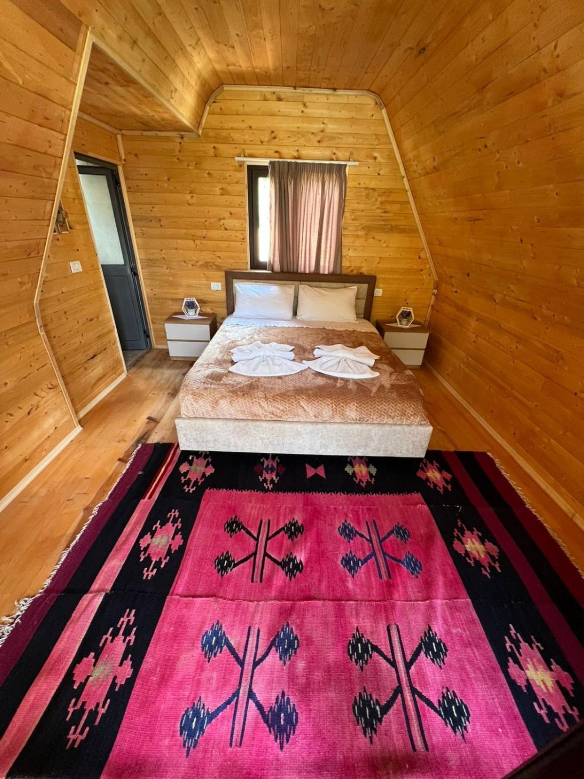 King Room with Mountain View photo 3