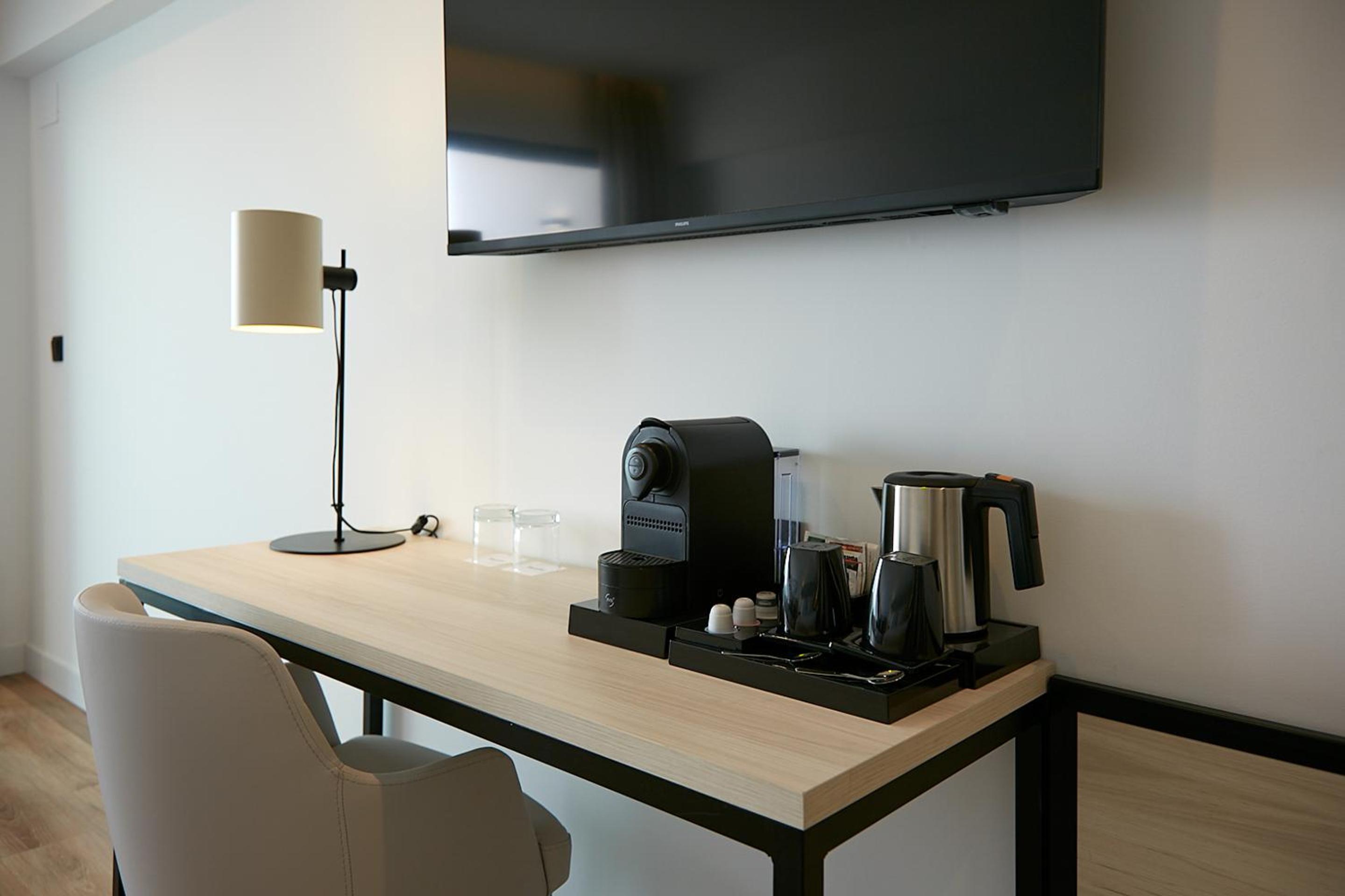 Basic Double Room with Sea Side View