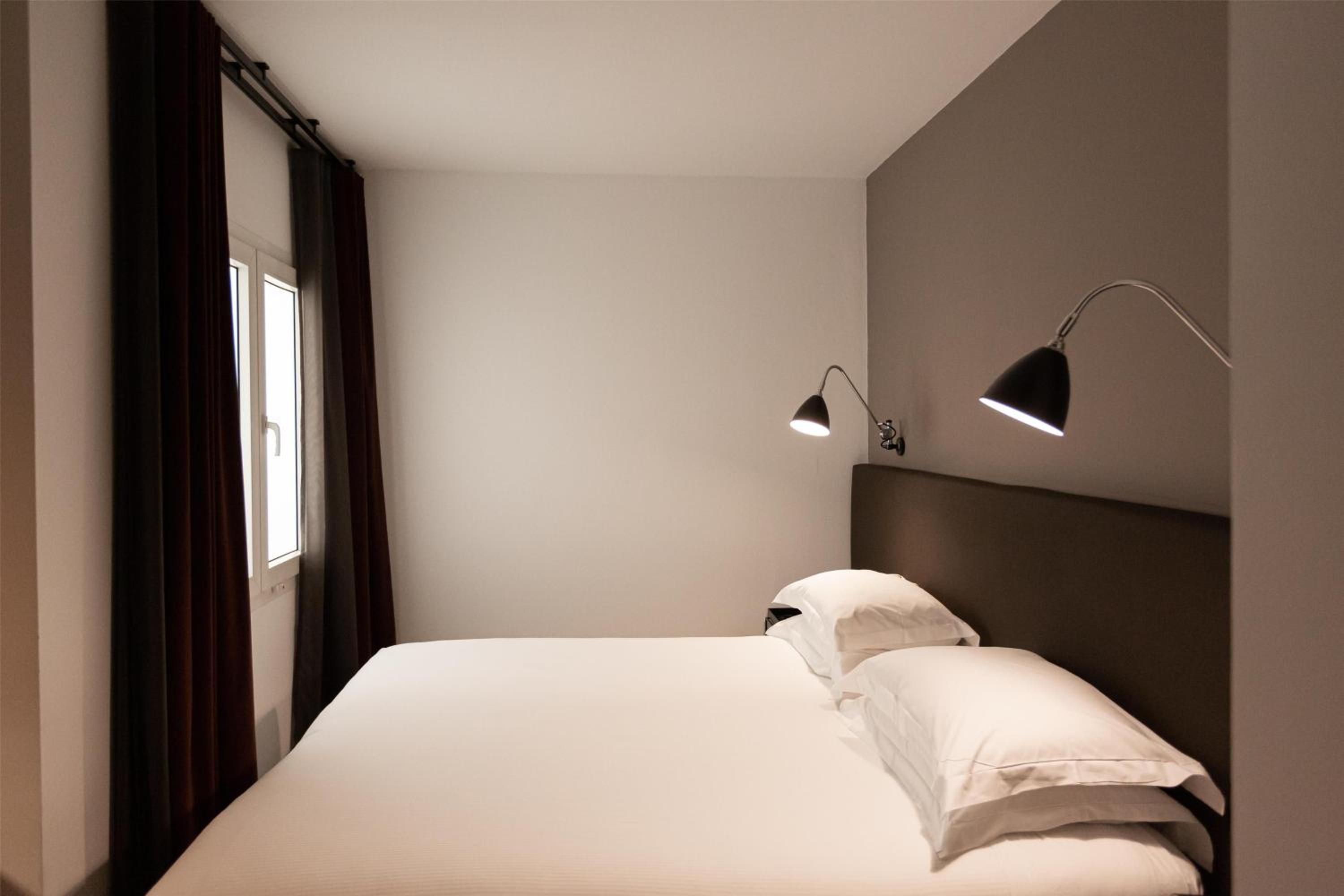 Cozy King Room