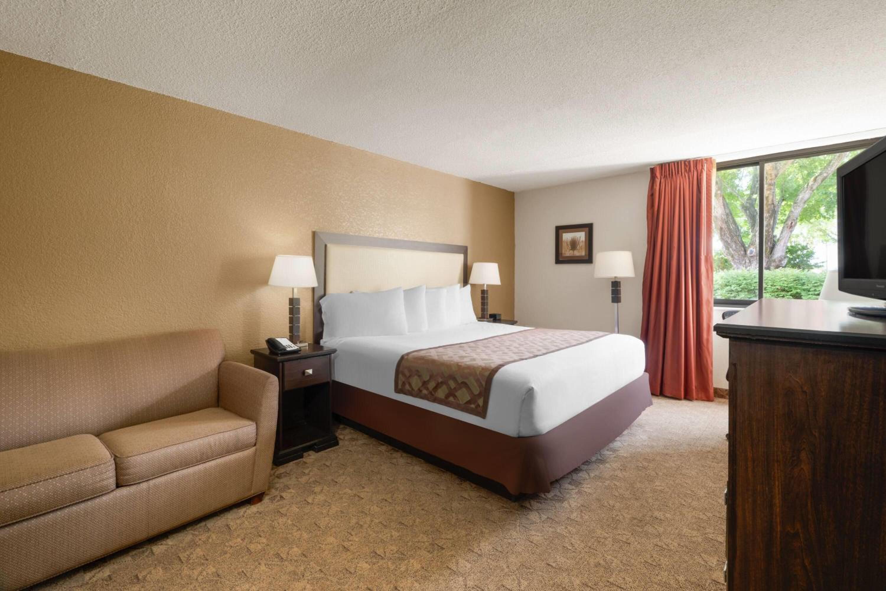King Room - Disability Access - Photo 4