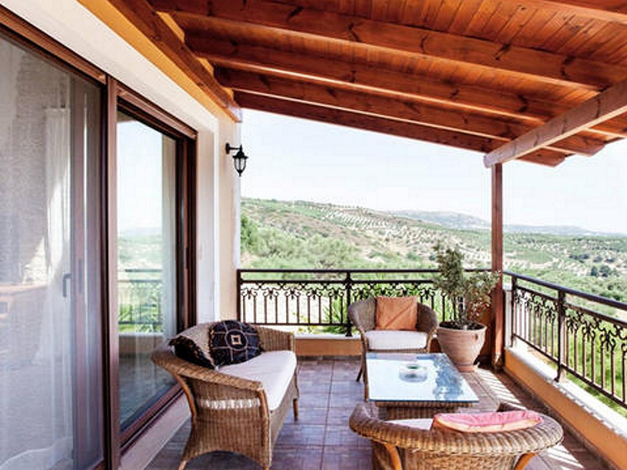 Villa photo 1