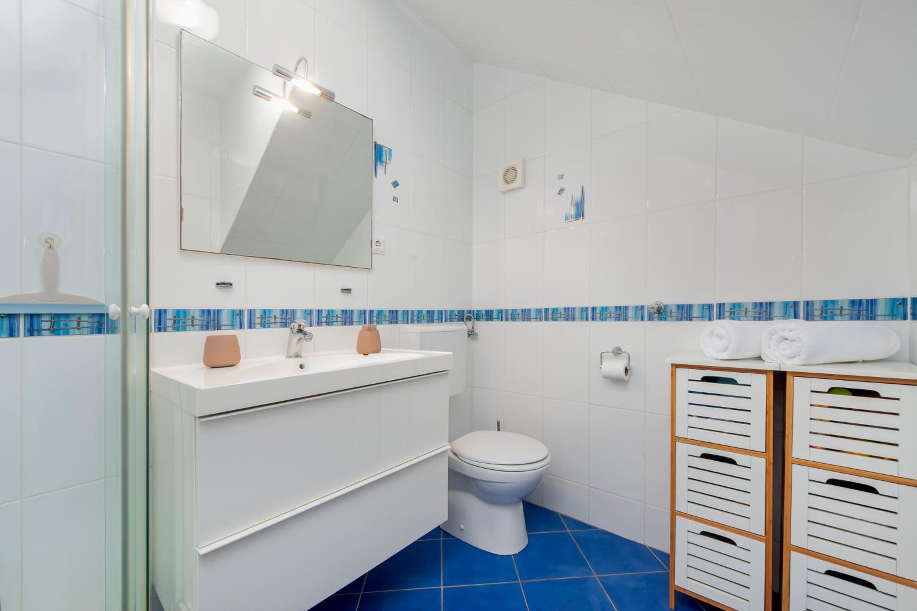 One-Bedroom Suite photo 1
