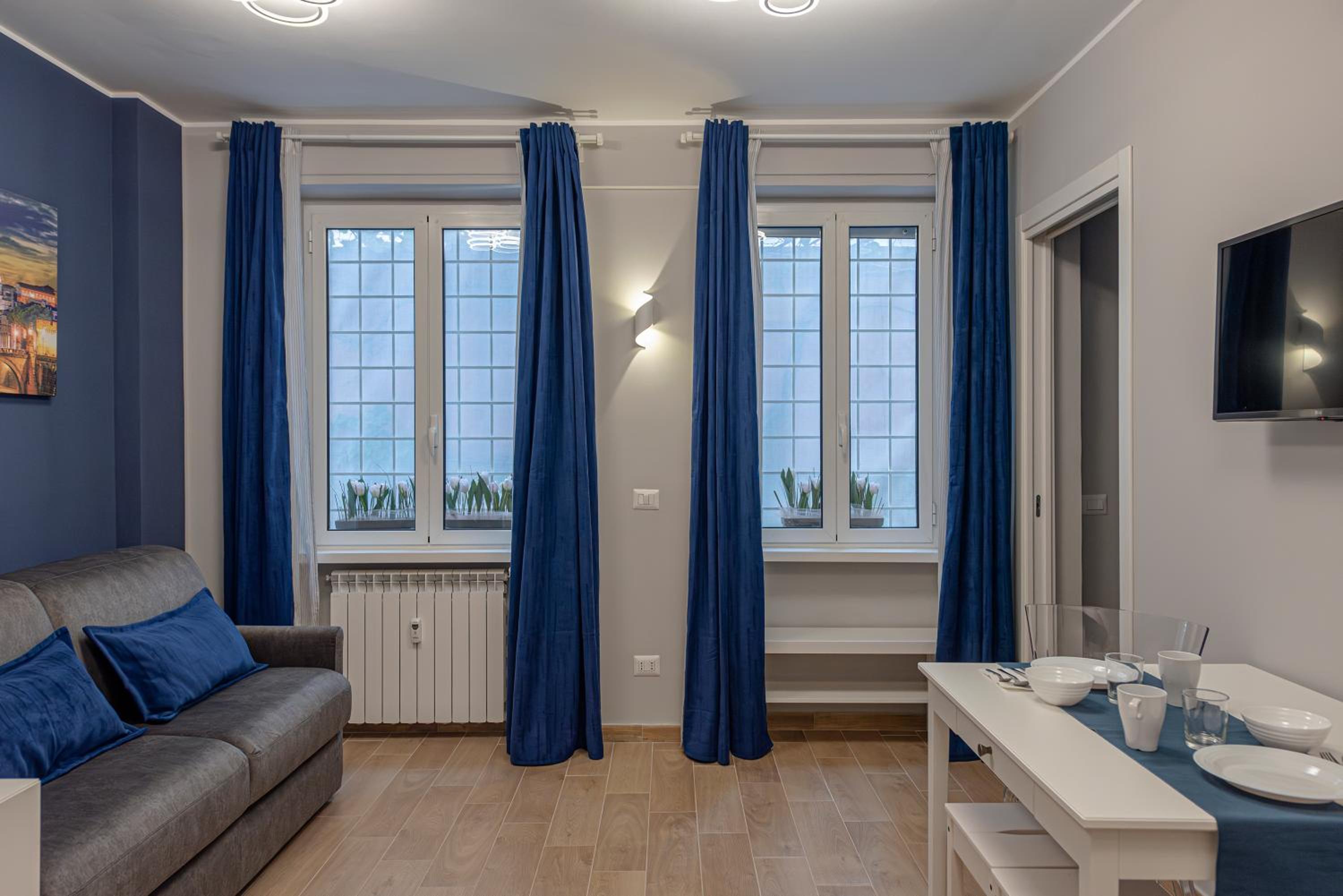 One-Bedroom Apartment