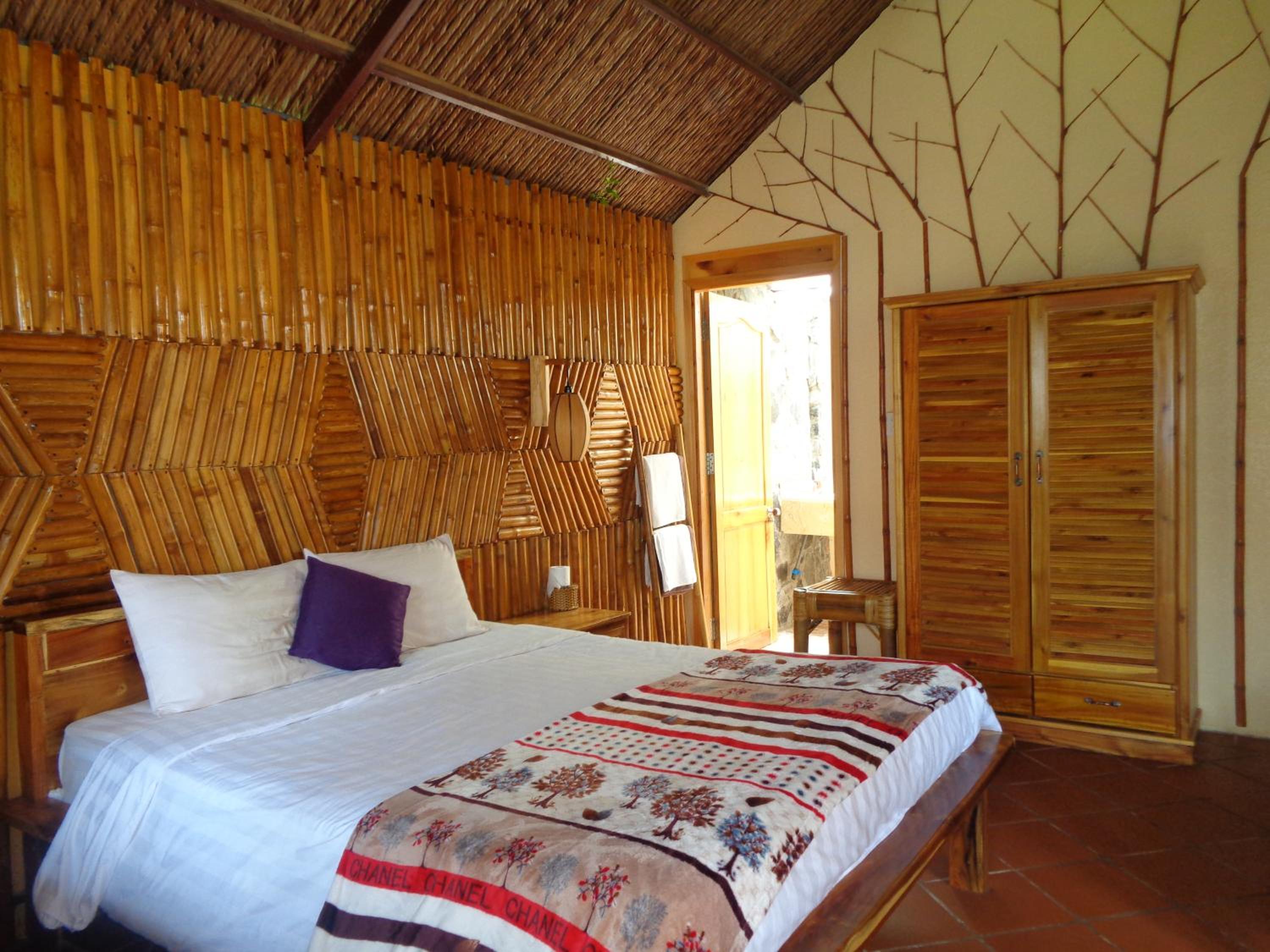 Bungalow with Fan photo 1