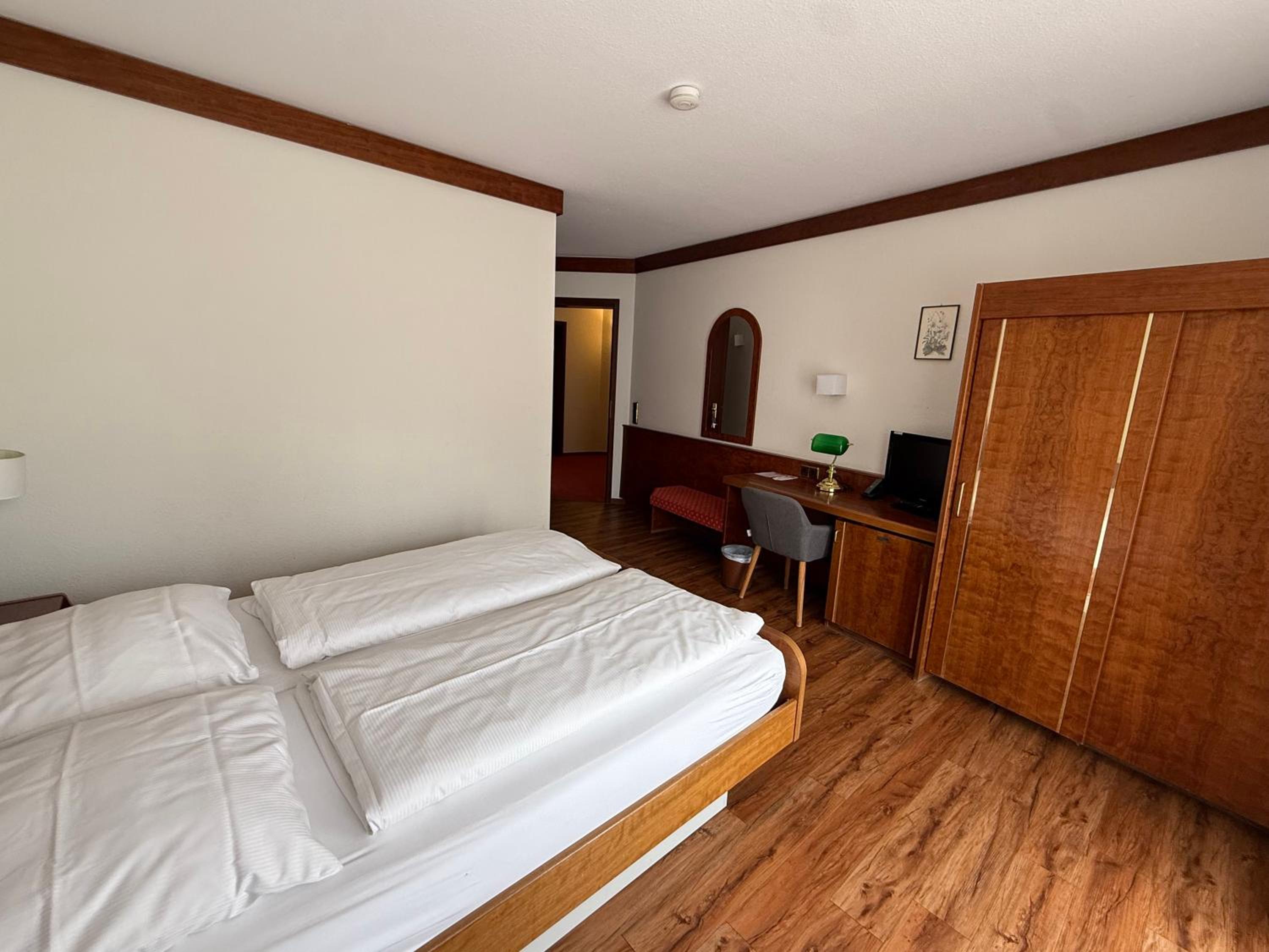 Standard Double Room - Photo 2